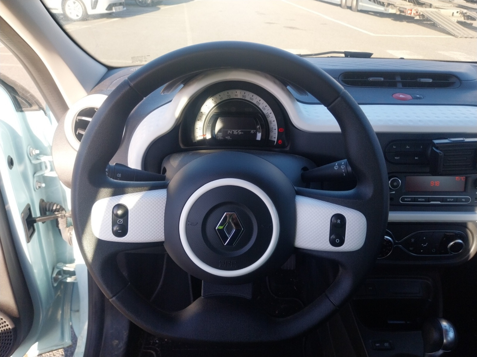 Vente en ligne Renault Twingo Electrique Twingo III E-Tech au prix de 13 990 €