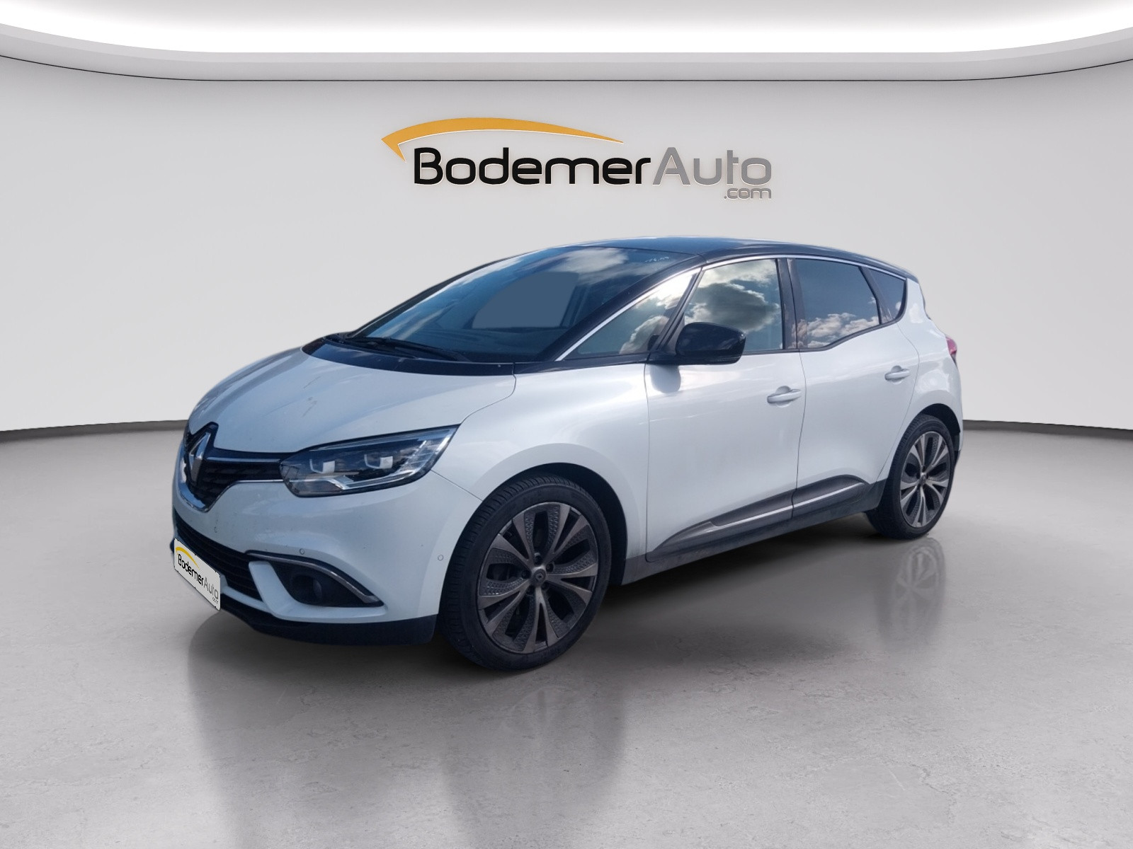 Vente en ligne Renault Scenic 4 Scenic dCi 160 Energy EDC au prix de 15 490 €