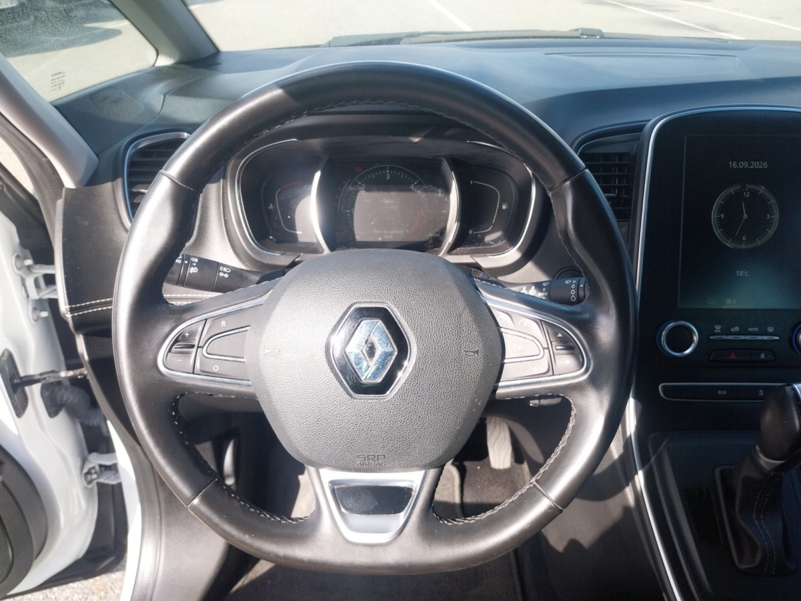 Vente en ligne Renault Scenic 4 Scenic dCi 160 Energy EDC au prix de 15 490 €