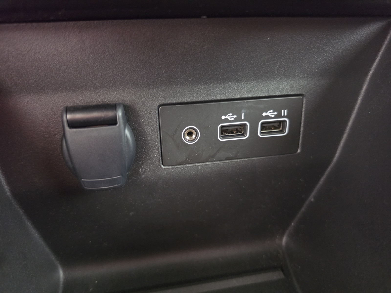 Vente en ligne Renault Clio 5 CLIO BLUE DCI 100 CH au prix de 16 990 €