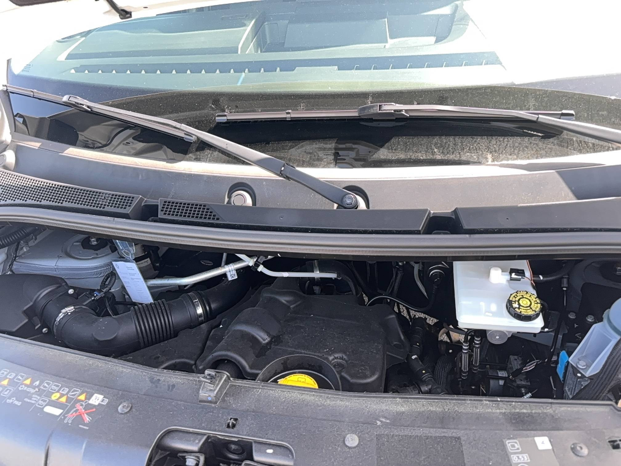 Vente en ligne Renault Master Fourgon MASTER FGN TRAC F3500 L2H2 BLUE DCI 135 au prix de 22 990 €