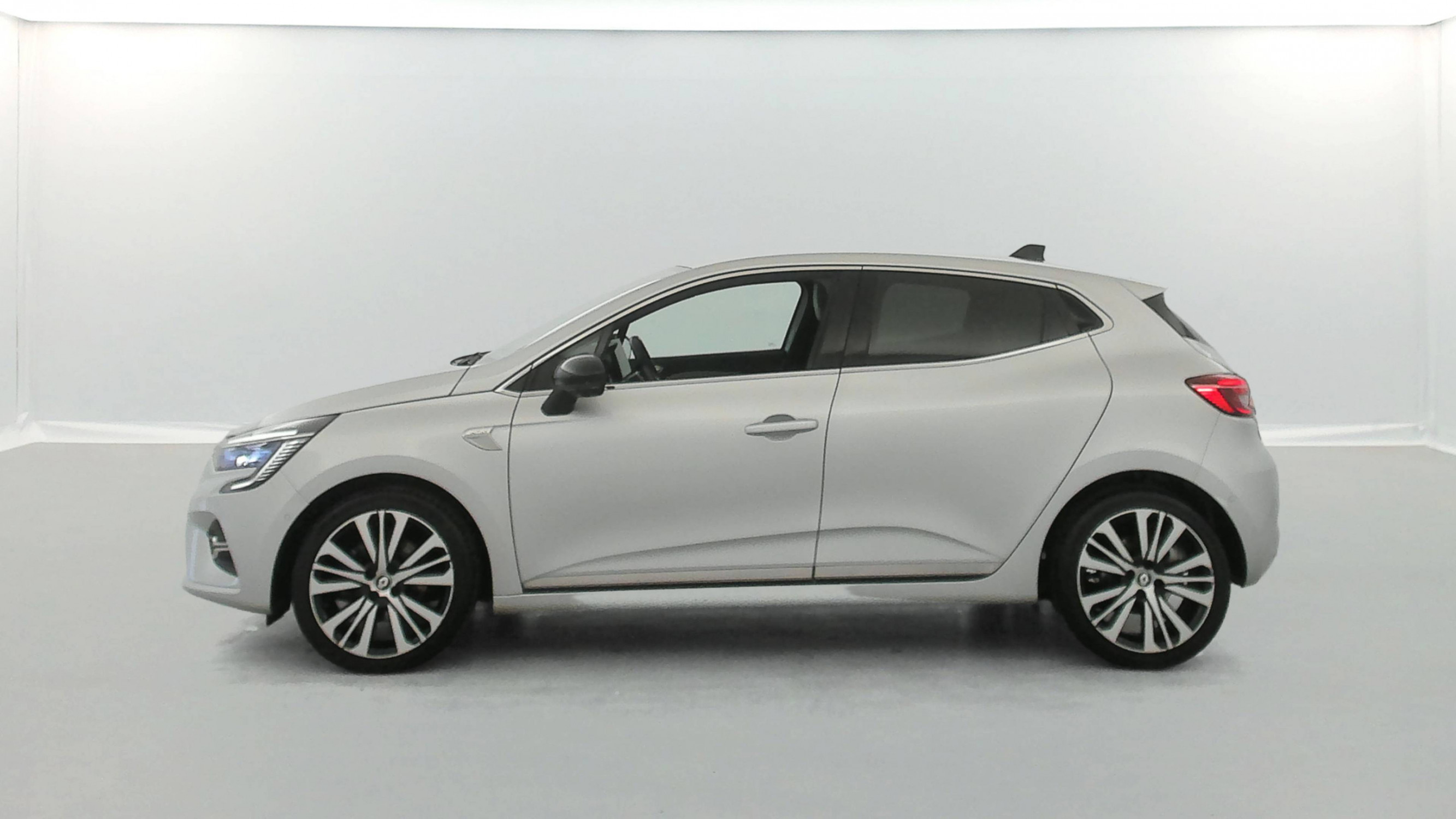 Renault Clio 5 Clio TCe 140 - 21N occasion de 2022 en vente à Cherbourg