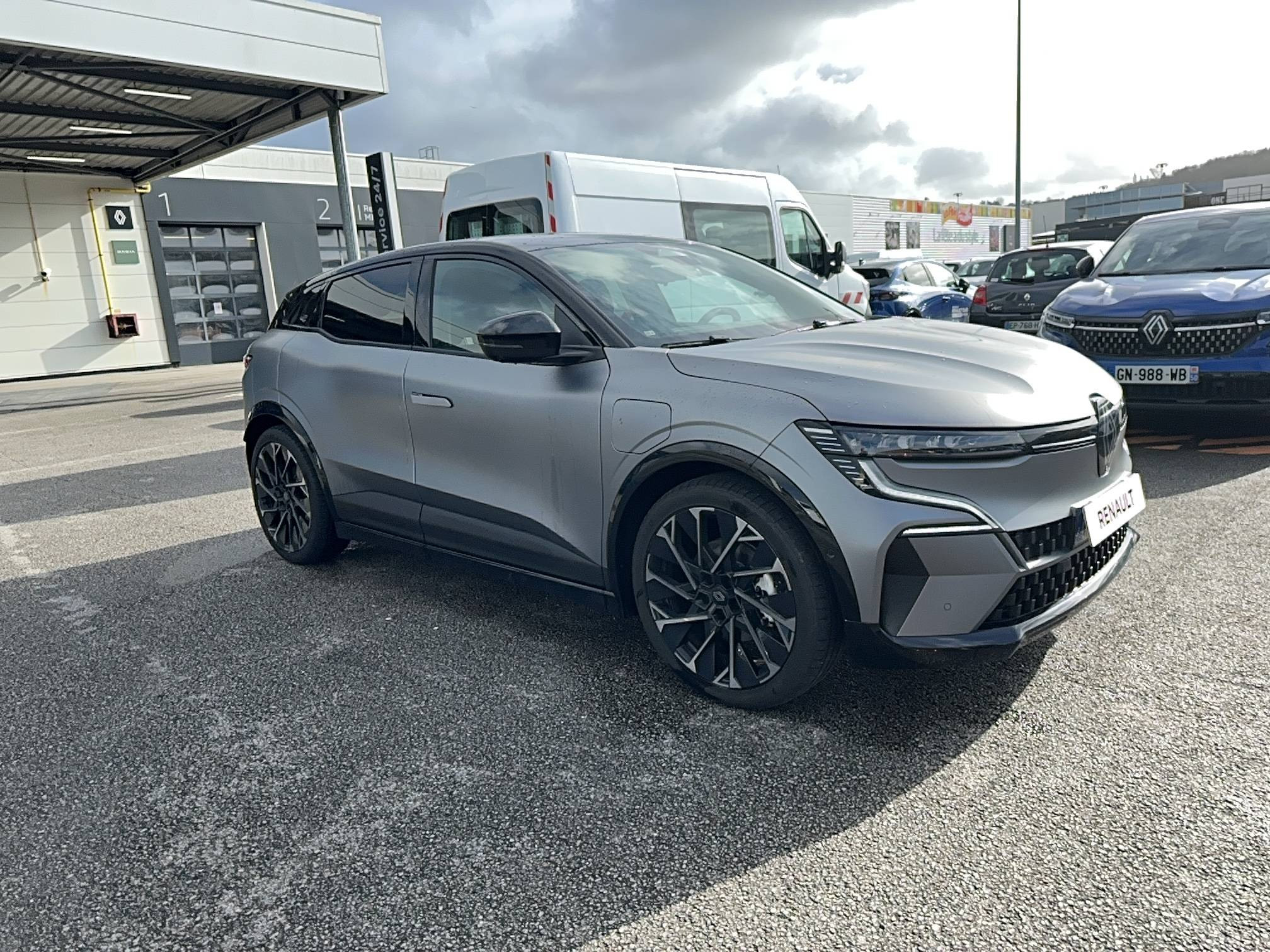 Vente en ligne Renault Megane E-Tech  220 ch autonomie confort au prix de 37 900 €