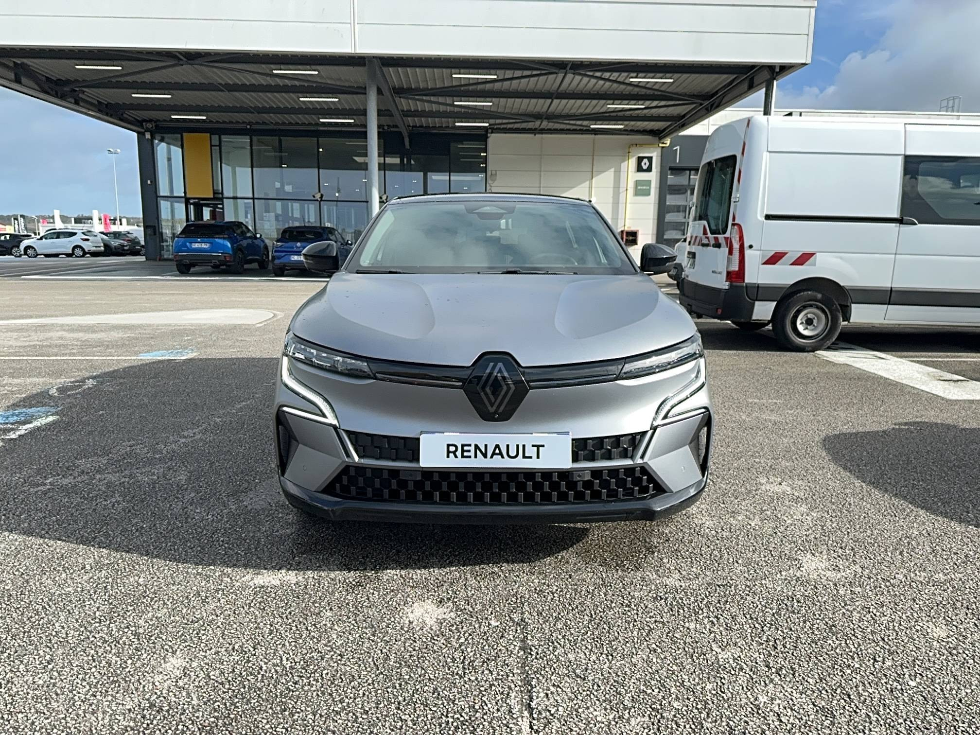 Vente en ligne Renault Megane E-Tech  220 ch autonomie confort au prix de 37 900 €