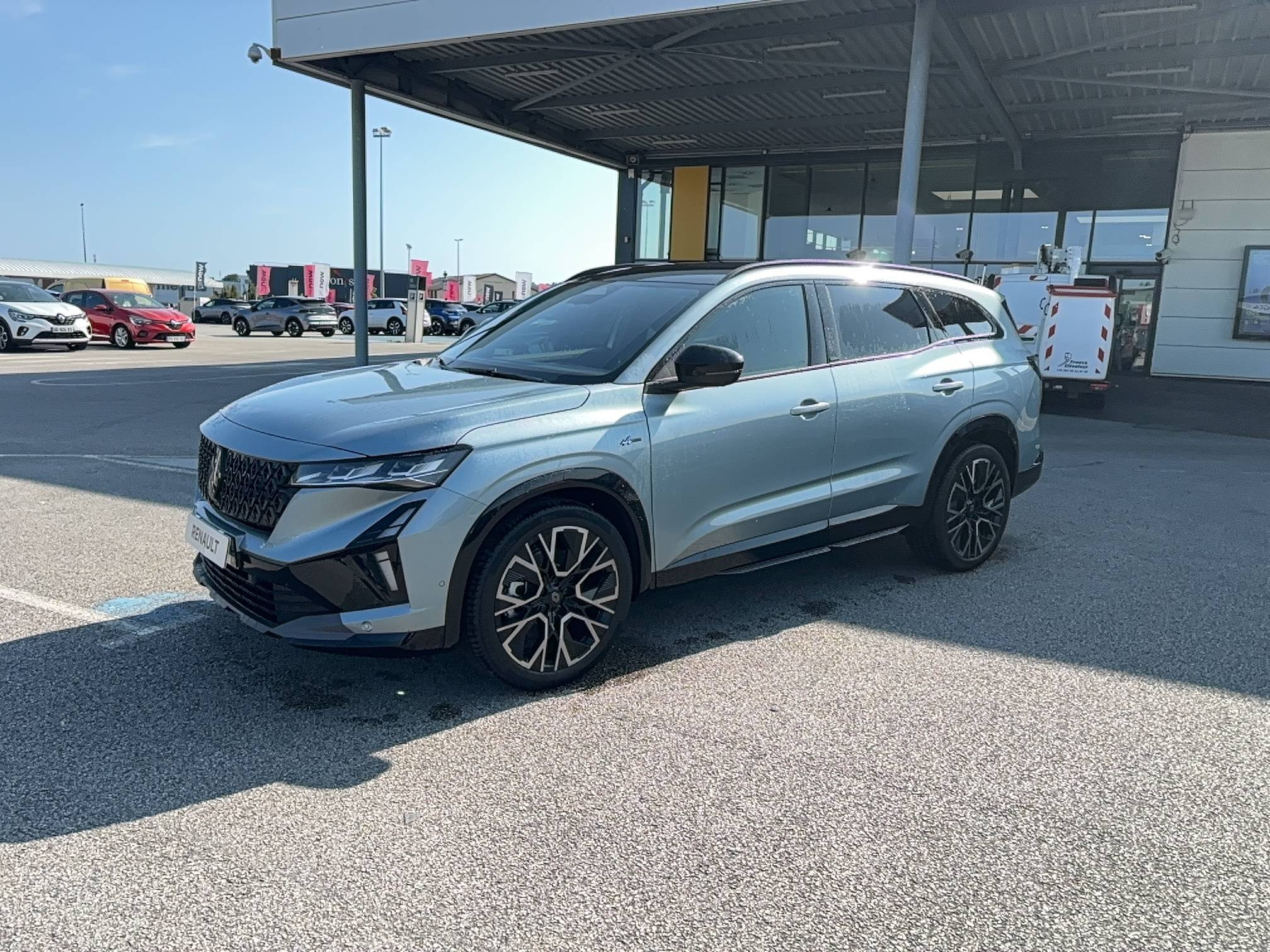 Renault Espace Espace full hybrid E-Tech 200 ch 7pl occasion de 2026 en vente à Cherbourg