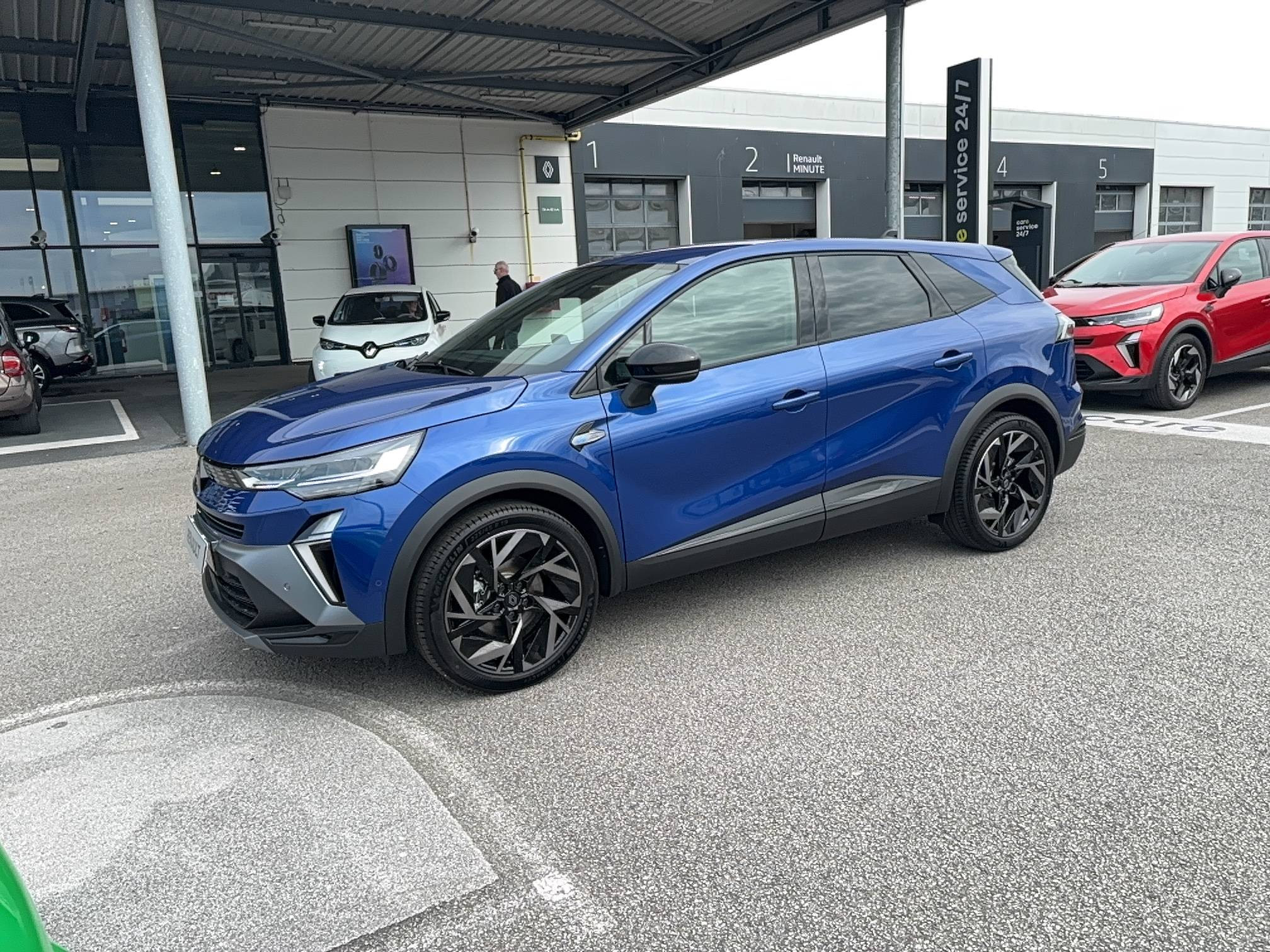 Vente en ligne Renault Symbioz  E-Tech full hybrid 160 ch au prix de 34 490 €