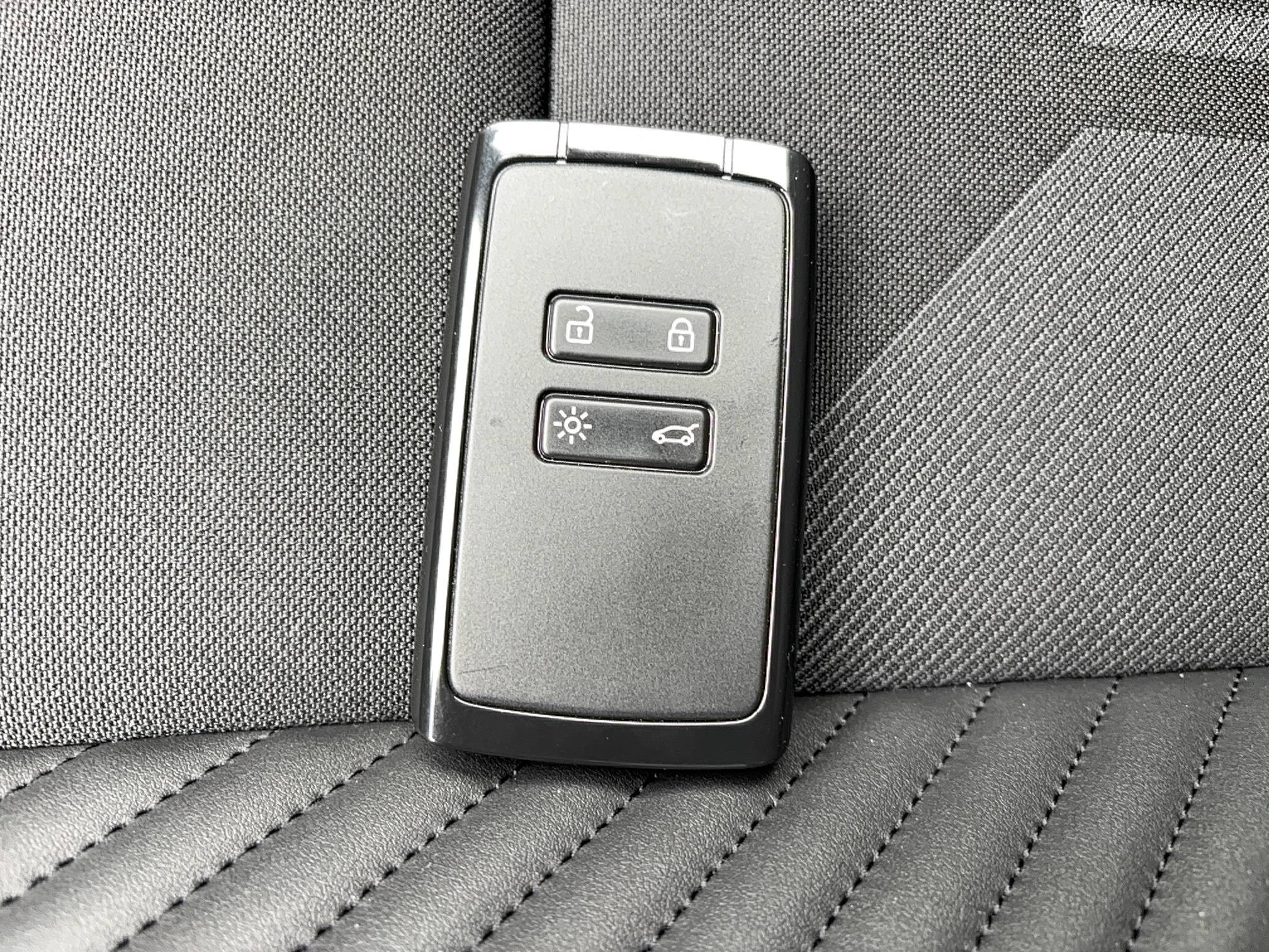 Vente en ligne Renault Symbioz  E-Tech full hybrid 160 ch au prix de 34 490 €