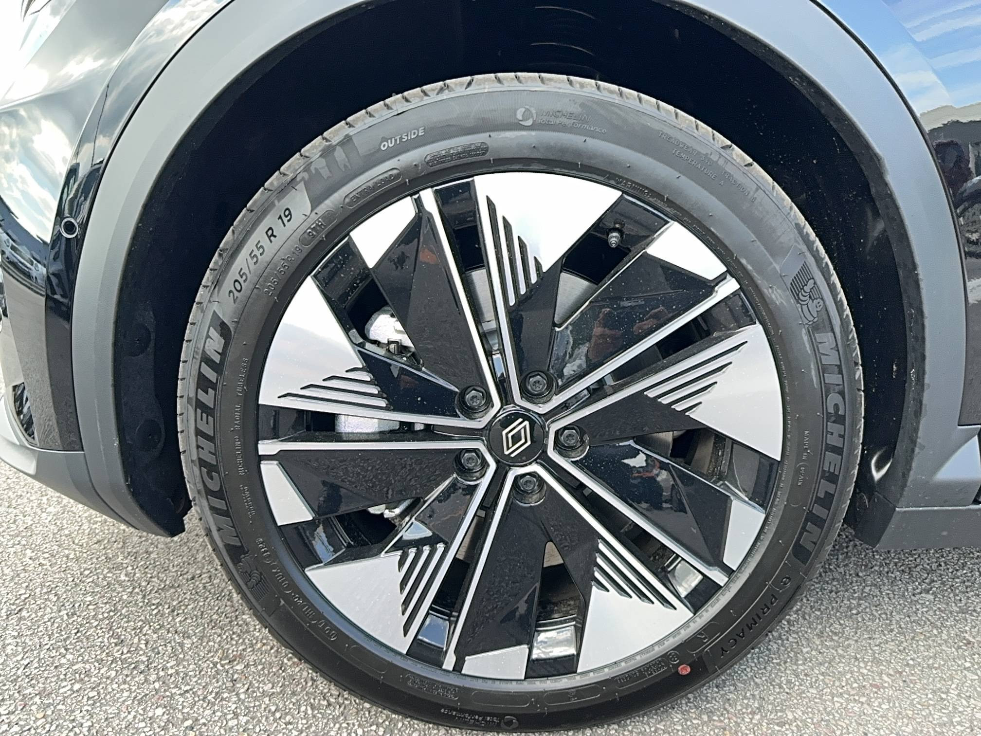Vente en ligne Renault Scenic E-Tech Scenic E-Tech électrique 170 ch autonomie confort au prix de 39 900 €