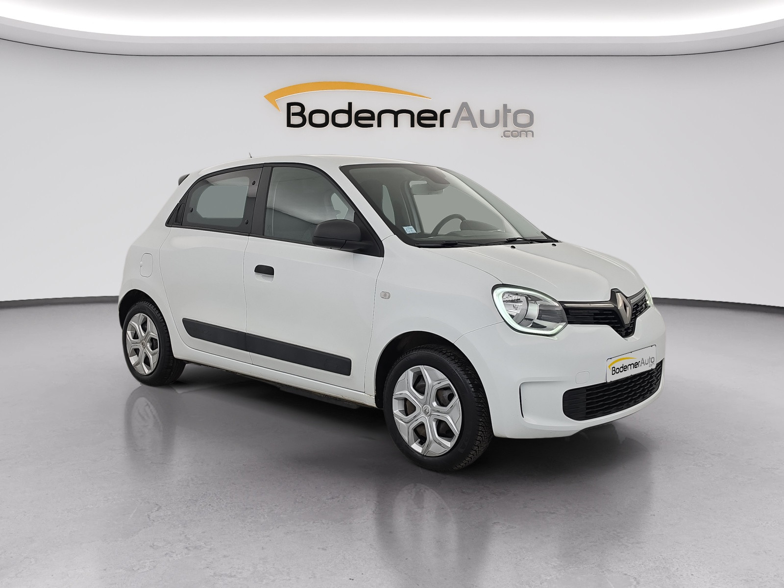 Vente en ligne Renault Twingo Electrique Twingo III E-Tech au prix de 11 490 €