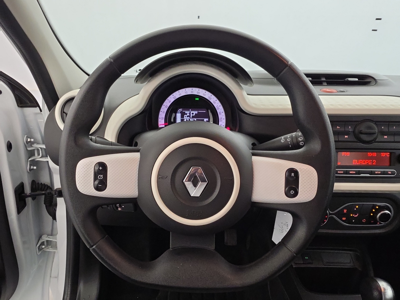 Vente en ligne Renault Twingo Electrique Twingo III E-Tech au prix de 11 490 €