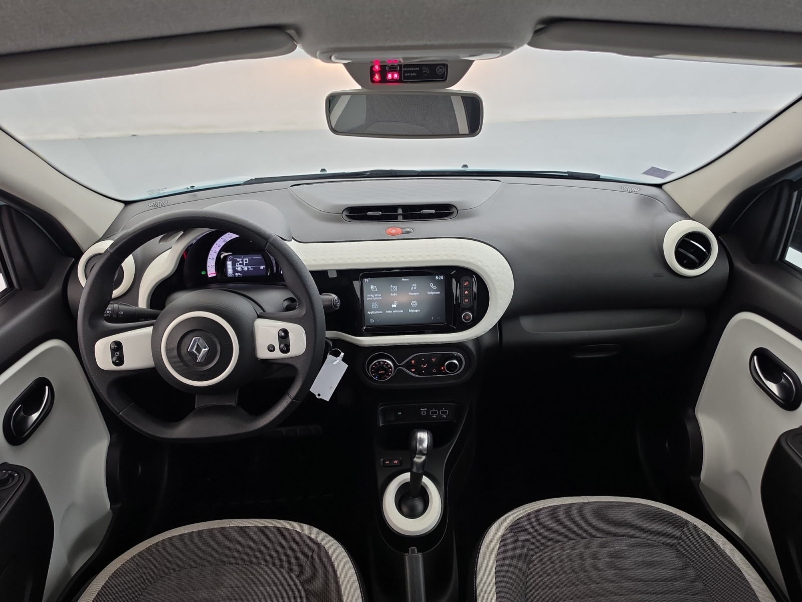 Vente en ligne Renault Twingo Electrique Twingo III E-Tech au prix de 13 490 €