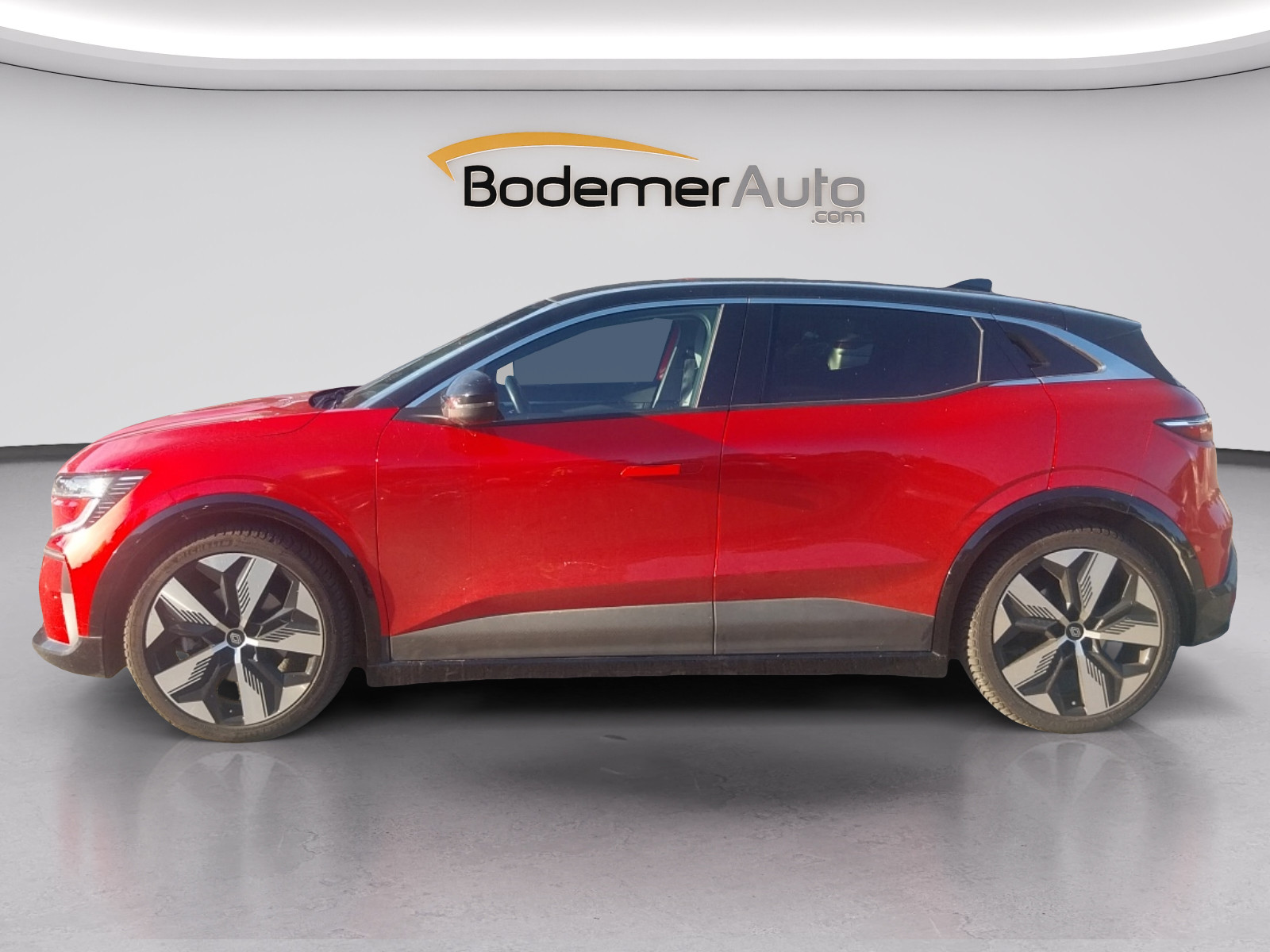 Vente en ligne Renault Megane E-Tech  EV60 220 ch super charge au prix de 24 290 €