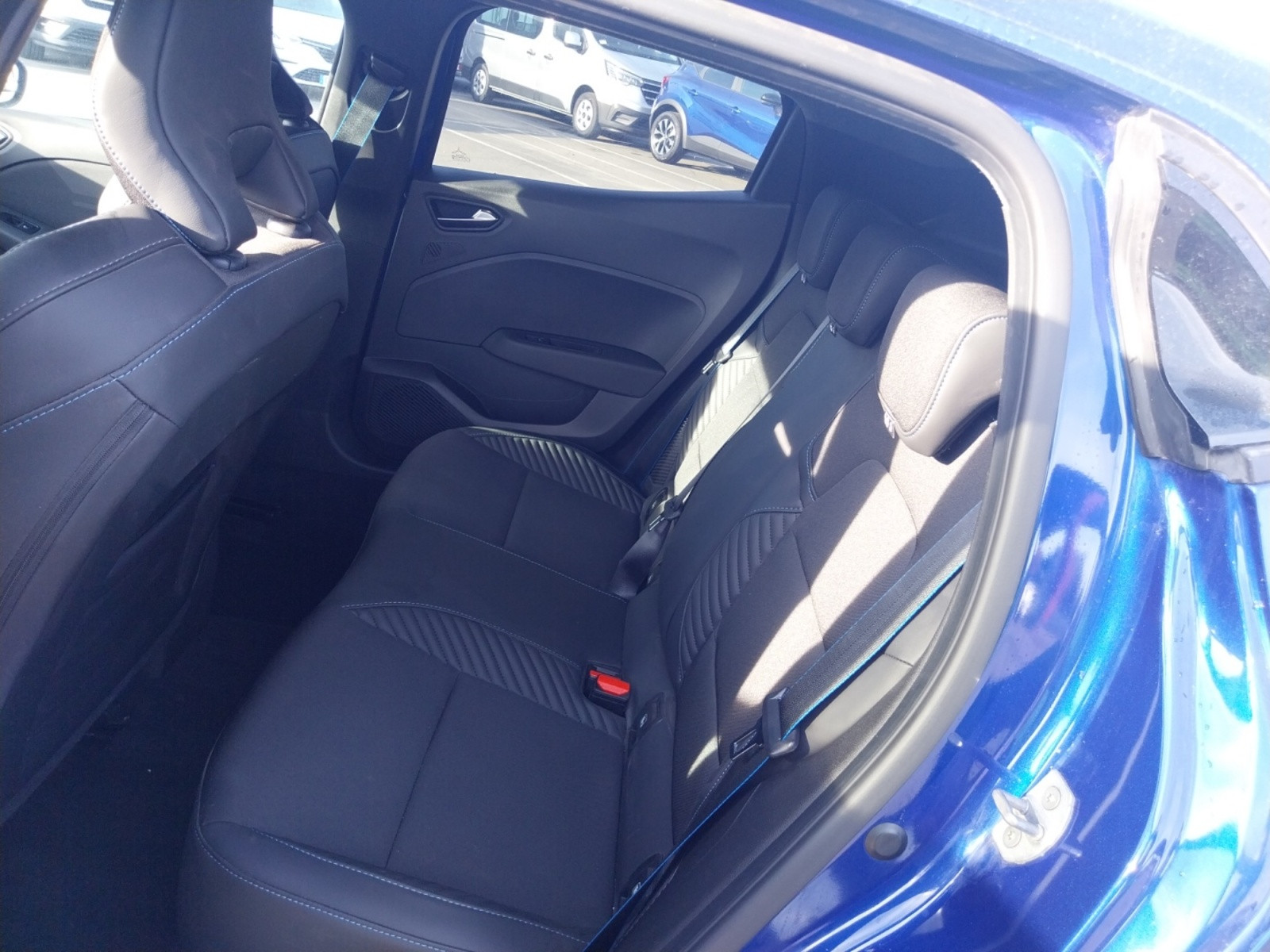 Vente en ligne Renault Clio 5 Clio E-Tech full hybrid 145 ch GSR2 au prix de 21 990 €