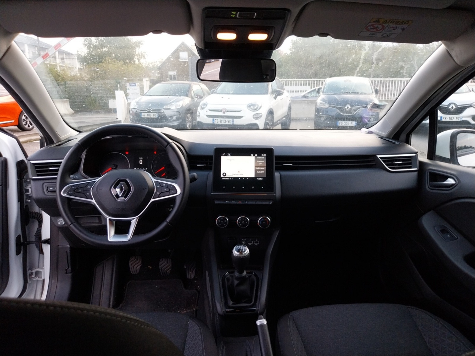 Vente en ligne Renault Clio 5 Clio TCe 100 GPL - 21N au prix de 13 490 €