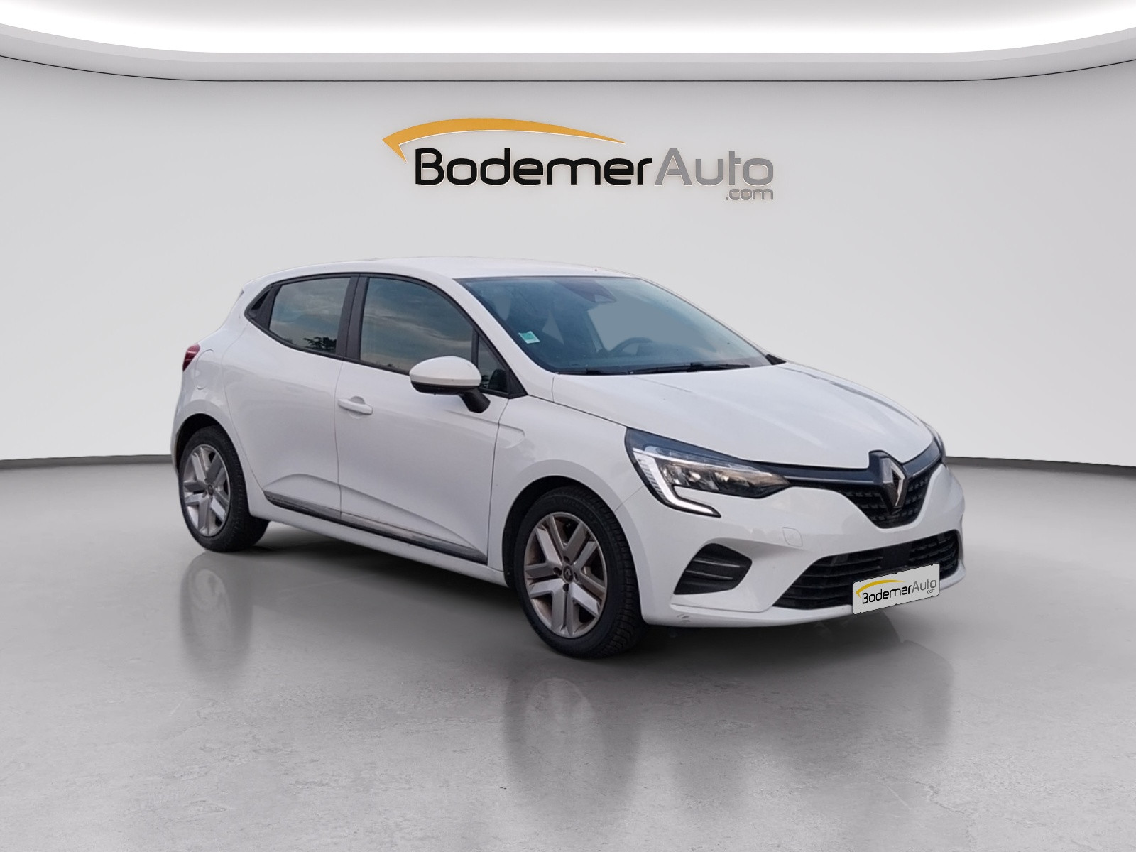 Vente en ligne Renault Clio 5 Clio TCe 100 GPL - 21N au prix de 13 490 €