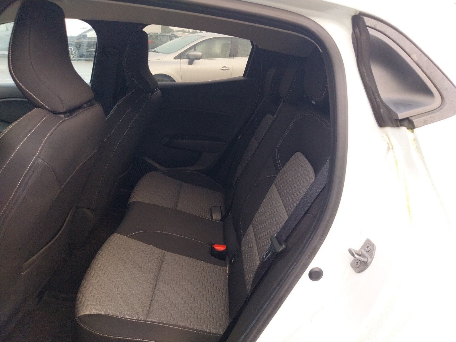 Vente en ligne Renault Clio 5 Clio TCe 100 GPL au prix de 13 990 €