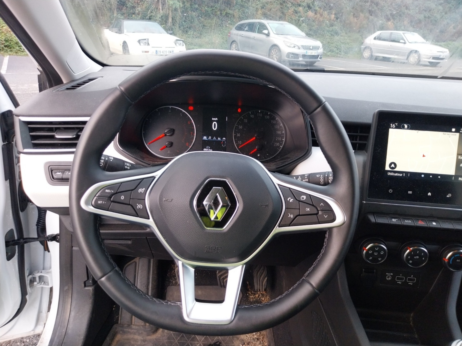 Vente en ligne Renault Clio 5 Clio TCe 100 GPL au prix de 13 990 €