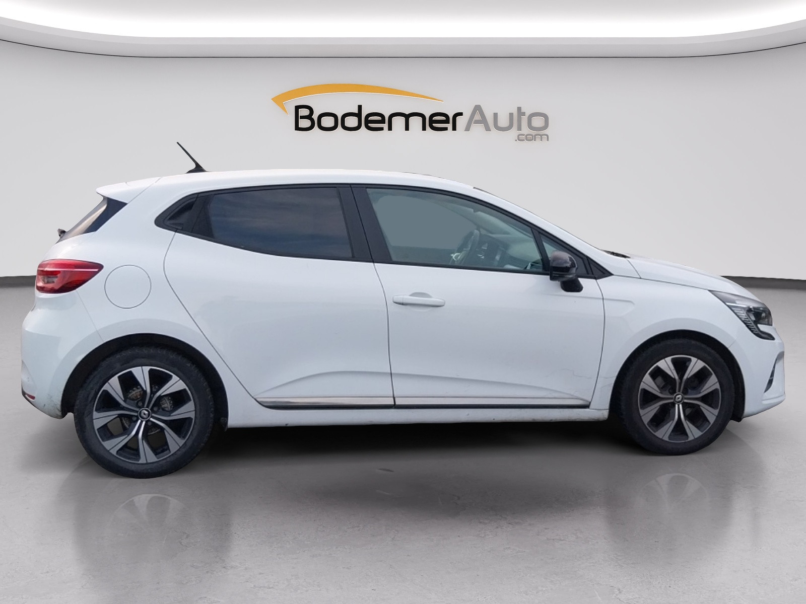 Vente en ligne Renault Clio 5 Clio TCe 100 GPL au prix de 13 990 €