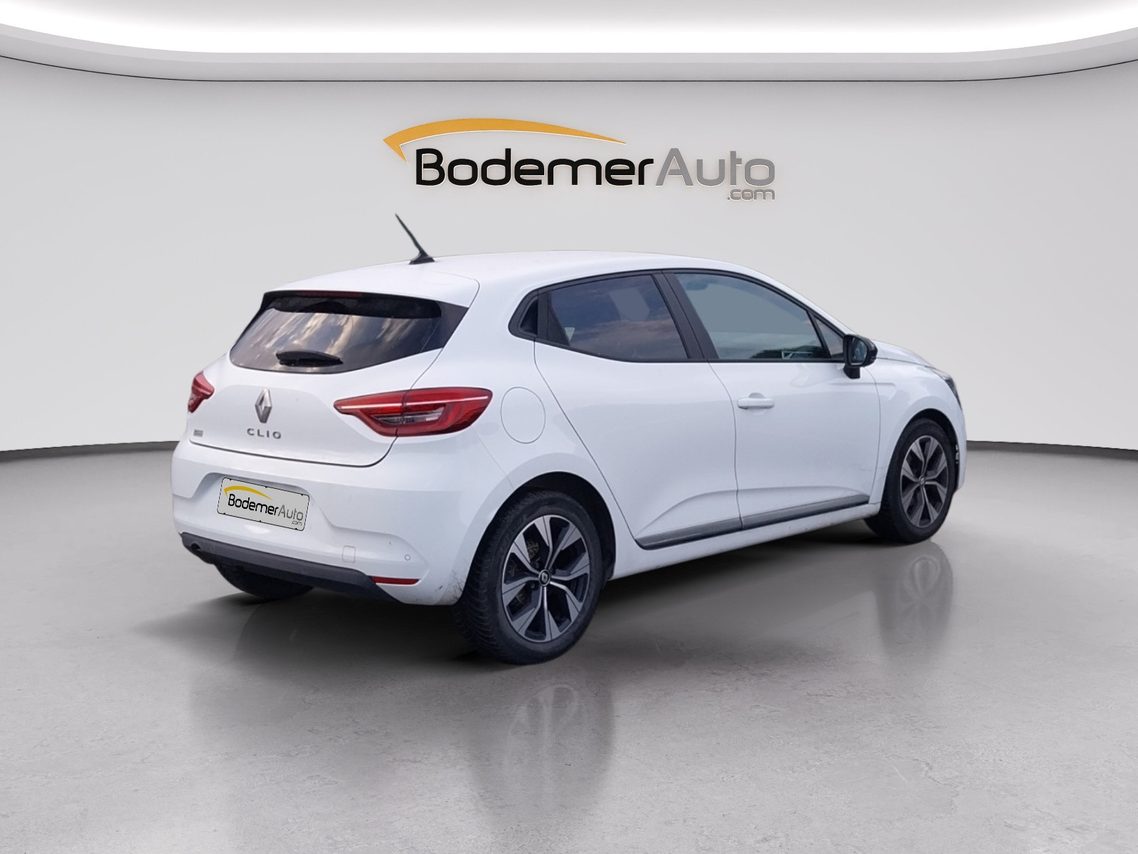 Vente en ligne Renault Clio 5 Clio TCe 100 GPL au prix de 13 990 €
