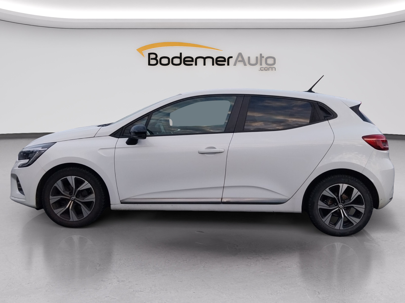 Vente en ligne Renault Clio 5 Clio TCe 100 GPL au prix de 13 990 €