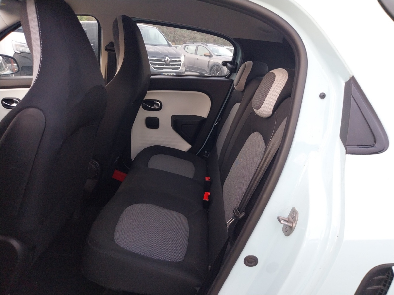 Vente en ligne Renault Twingo 3  SCe 65 au prix de 12 590 €
