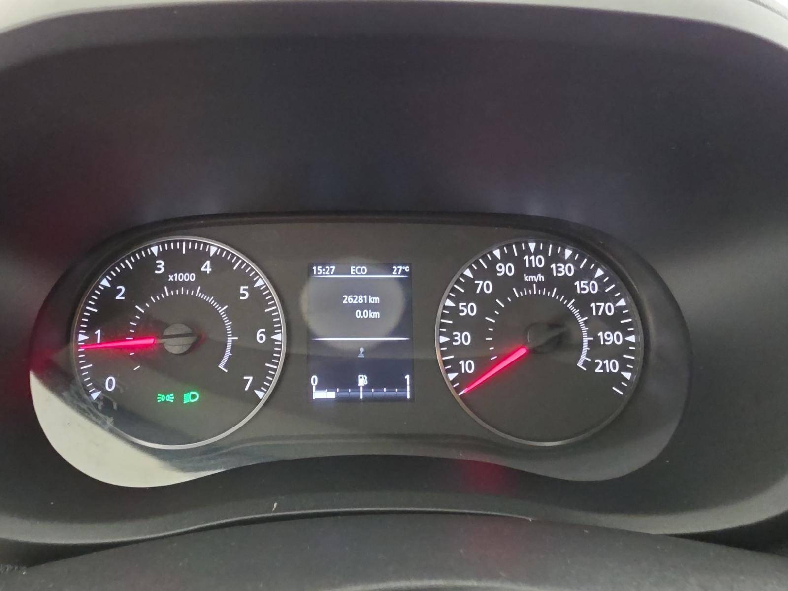 Vente en ligne Renault Master Fourgon MASTER FGN TRAC F3500 L3H3 BLUE DCI 135 au prix de 25 990 €