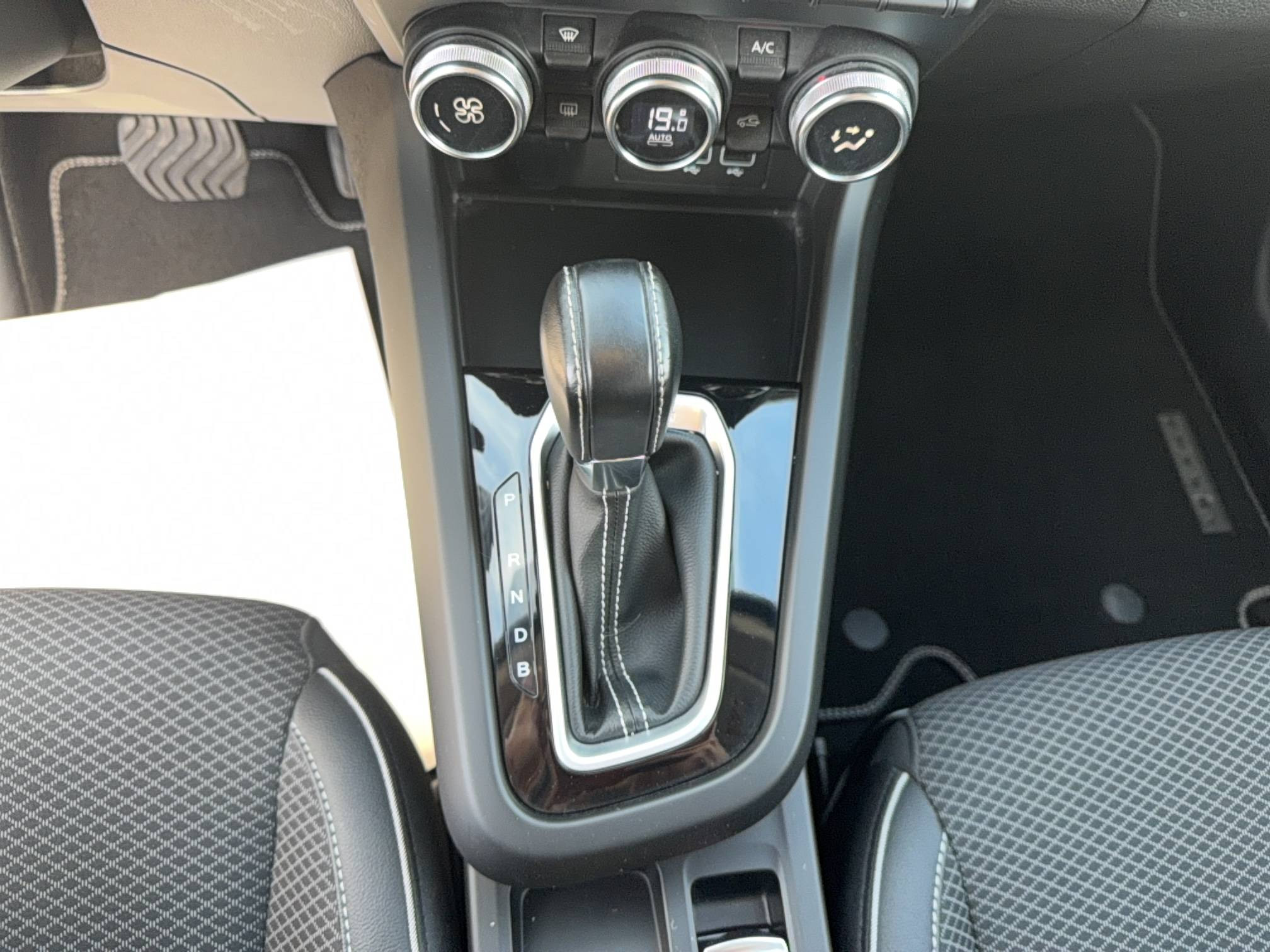 Vente en ligne Renault Arkana  E-Tech 145 - 21B au prix de 21 690 €