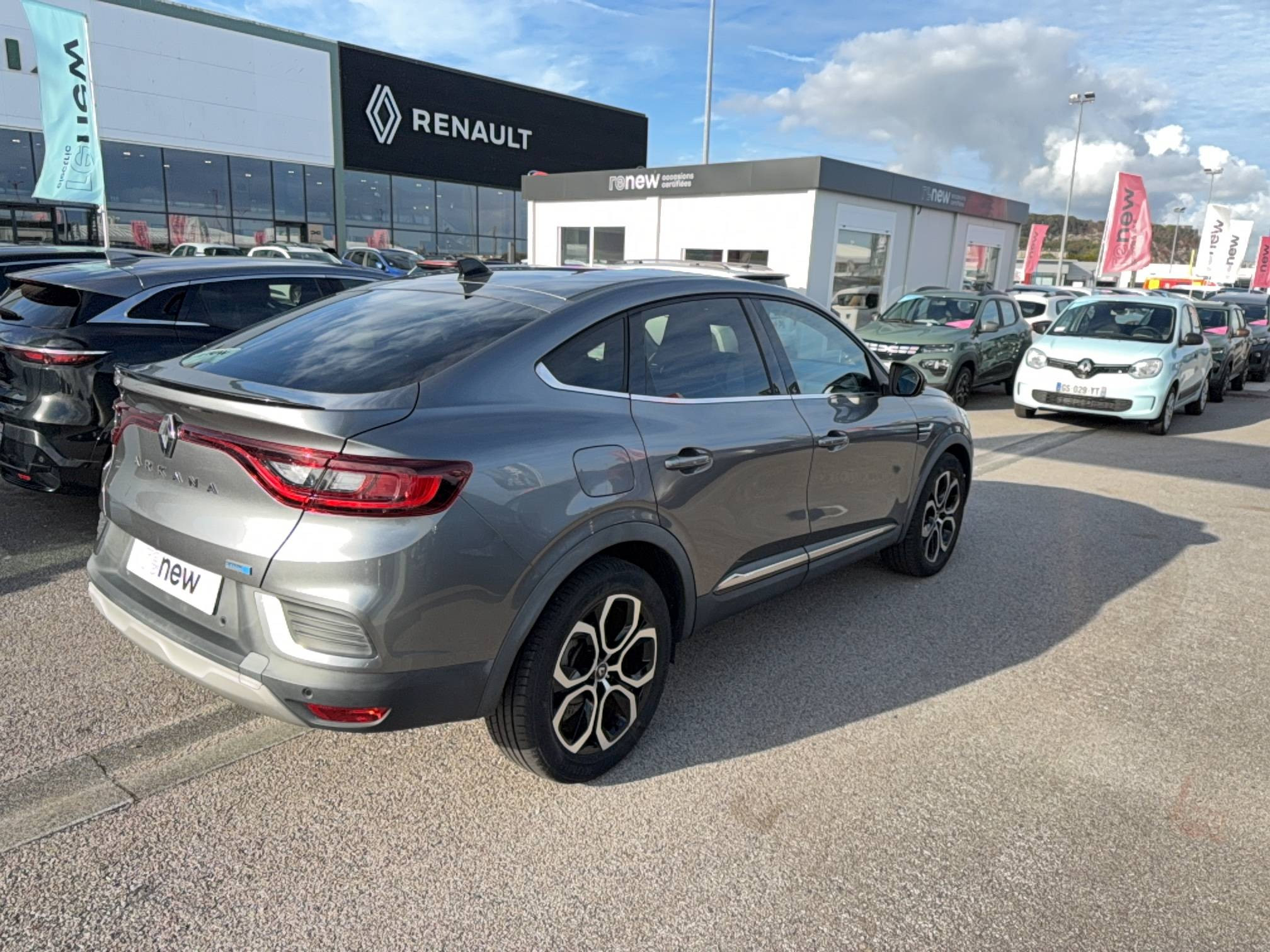 Vente en ligne Renault Arkana  E-Tech 145 - 21B au prix de 21 690 €