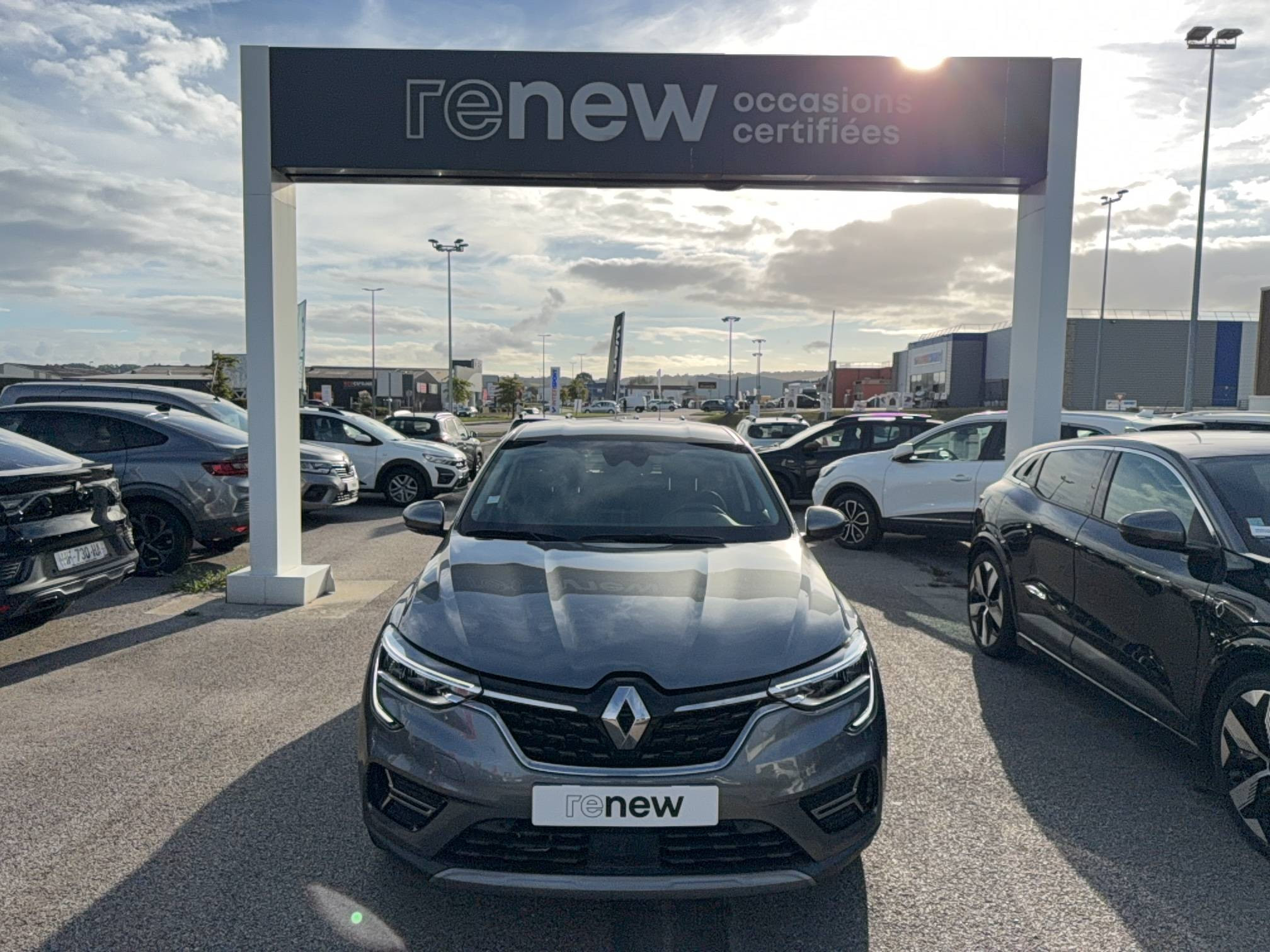 Vente en ligne Renault Arkana  E-Tech 145 - 21B au prix de 21 690 €