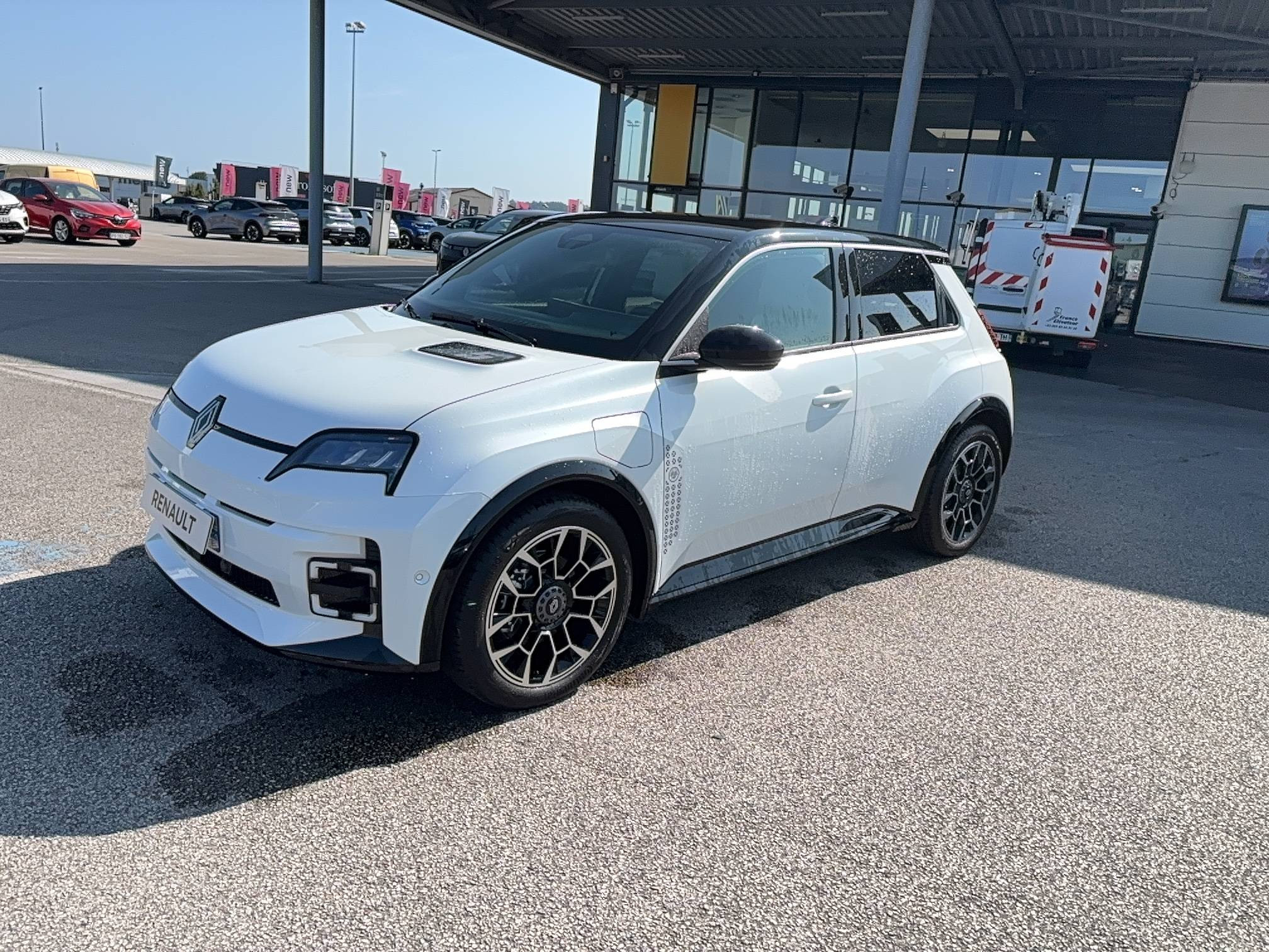 Renault R5 E-Tech  150 ch autonomie confort occasion de 2026 en vente à Cherbourg