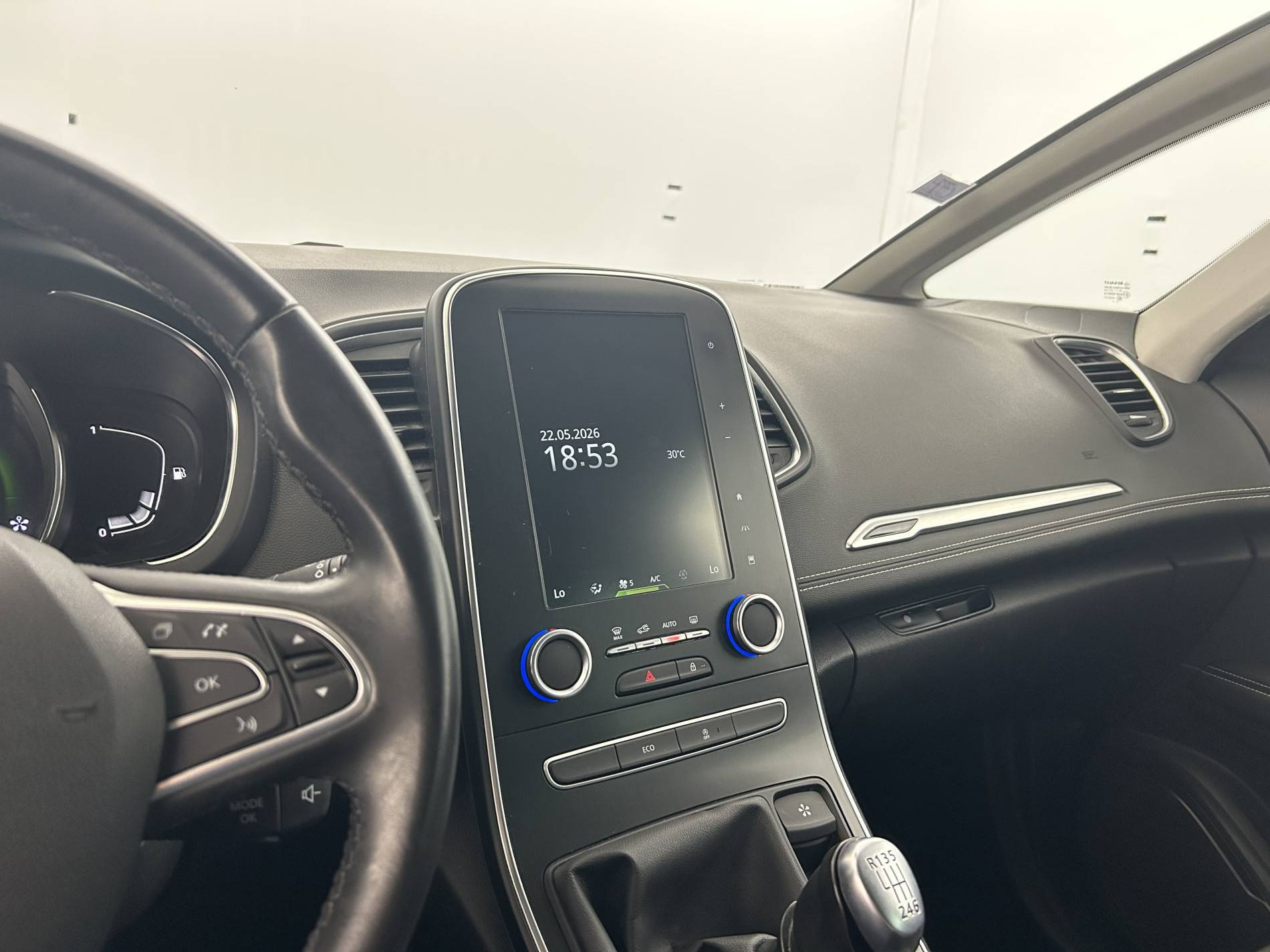 Vente en ligne Renault Scenic 4 Scenic dCi 130 Energy au prix de 14 990 €