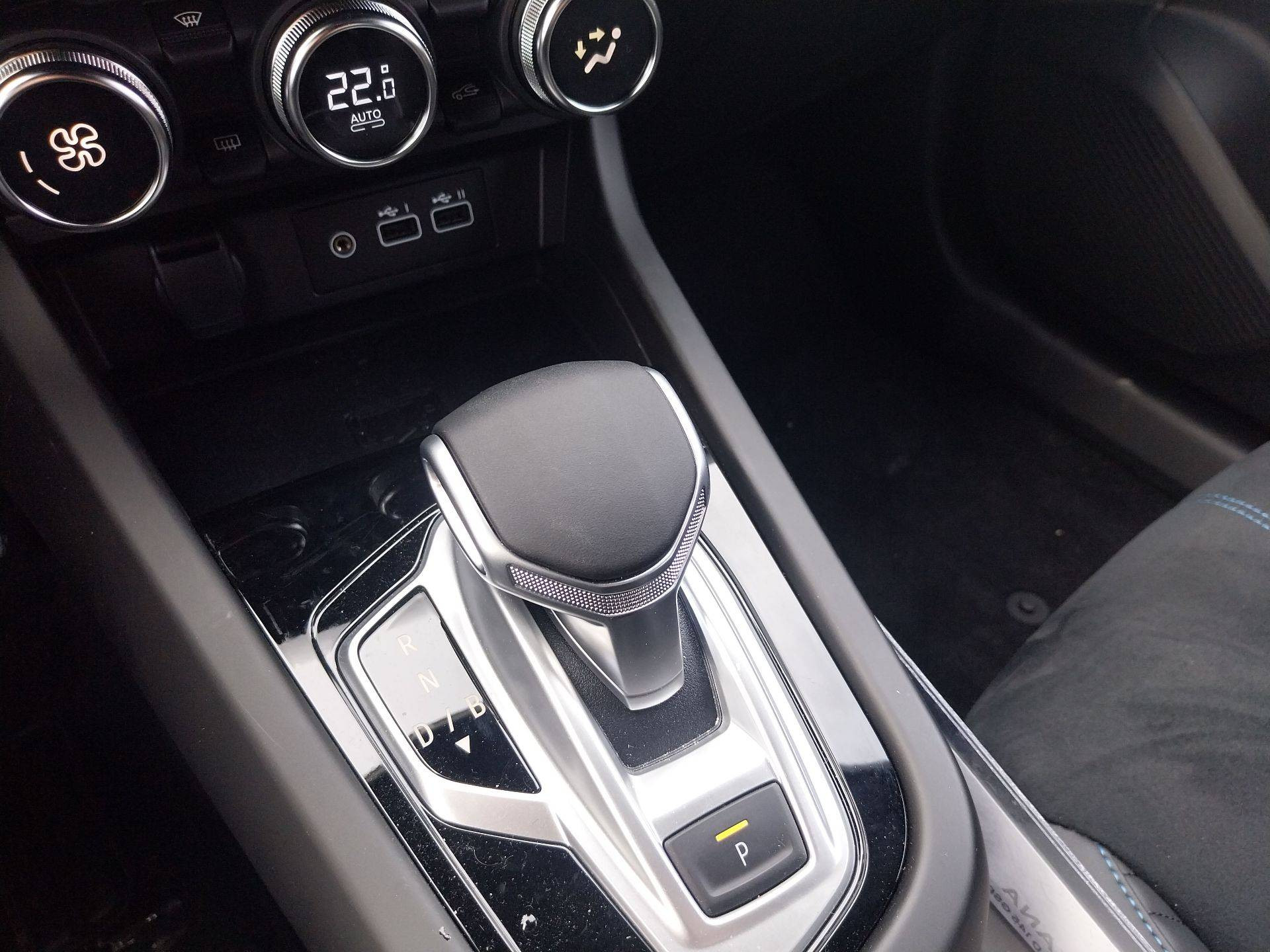 Vente en ligne Renault Arkana  E-Tech full hybrid 145 GSR2 au prix de 27 490 €