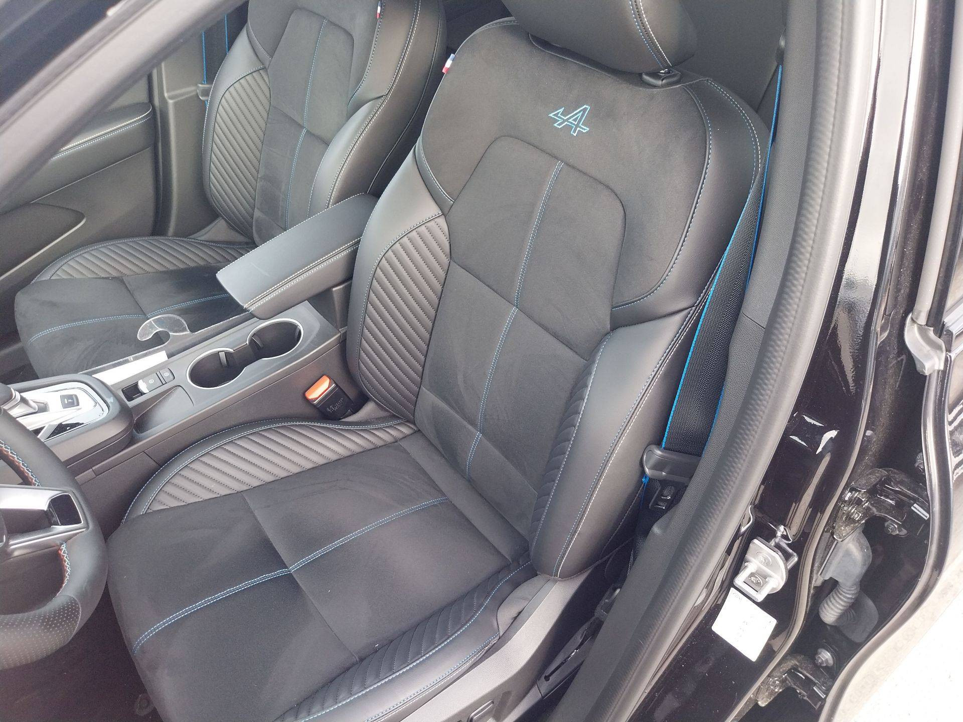 Vente en ligne Renault Arkana  E-Tech full hybrid 145 GSR2 au prix de 27 490 €