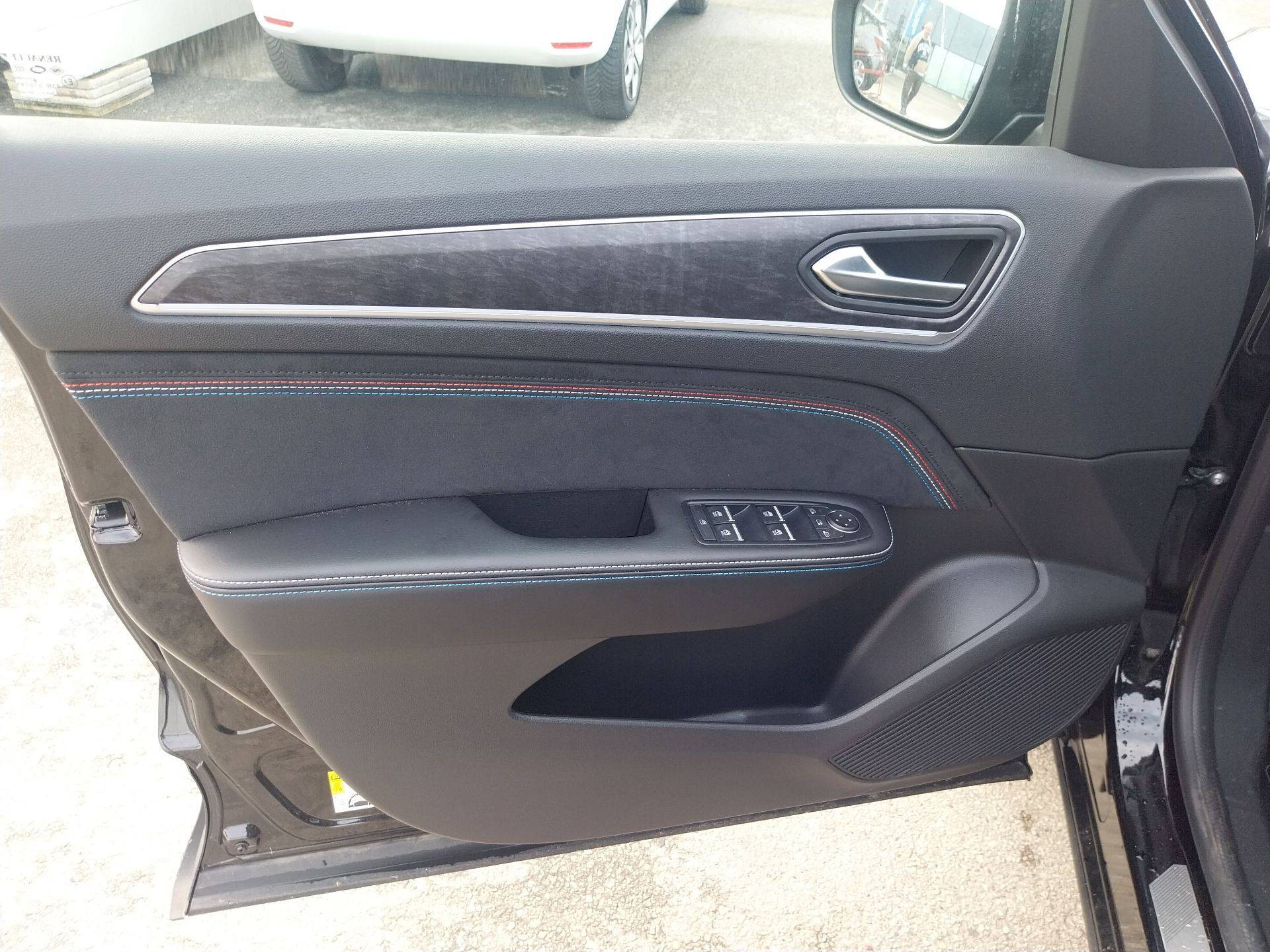 Vente en ligne Renault Arkana  E-Tech full hybrid 145 GSR2 au prix de 27 490 €