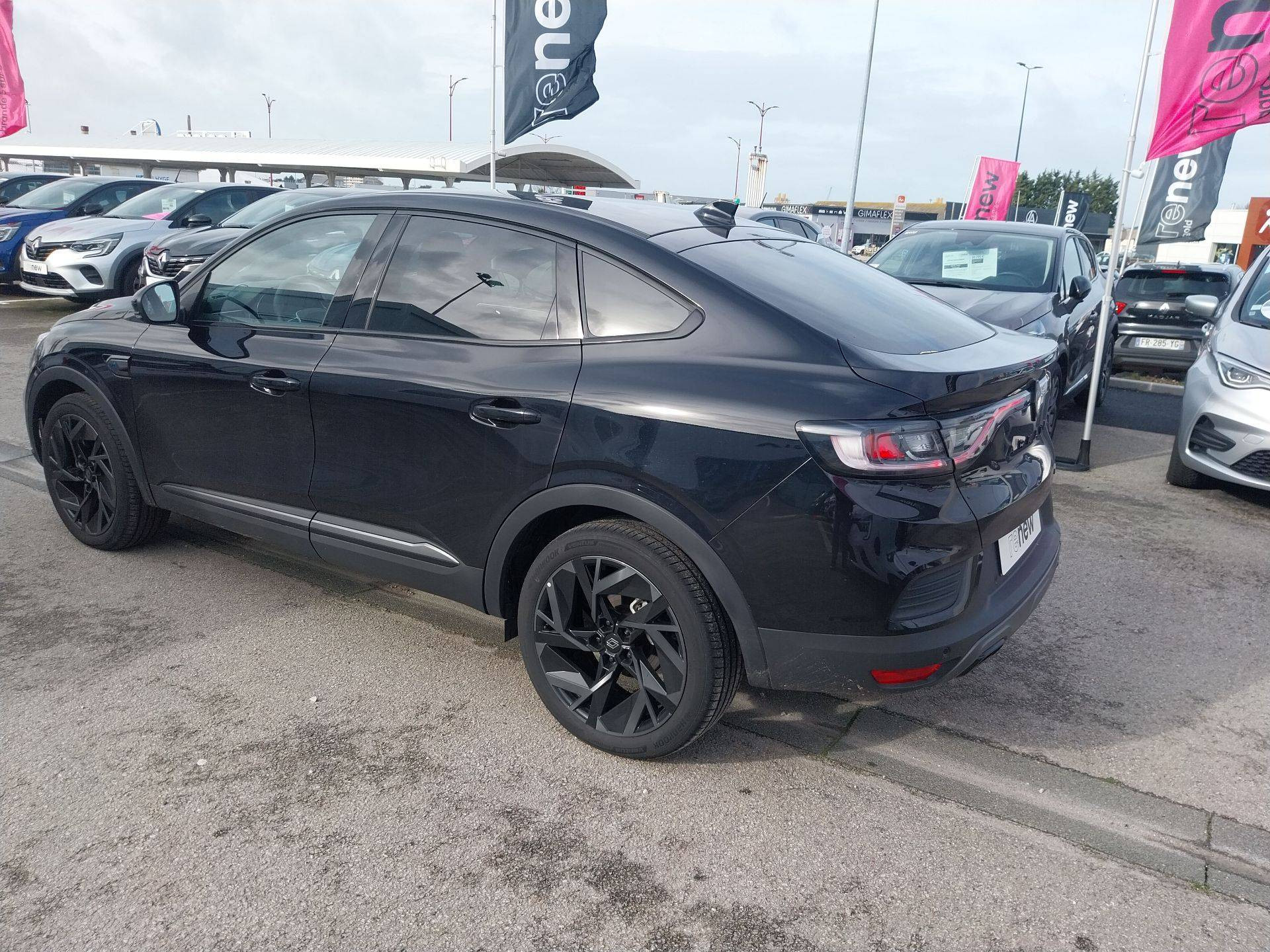 Vente en ligne Renault Arkana  E-Tech full hybrid 145 GSR2 au prix de 27 490 €