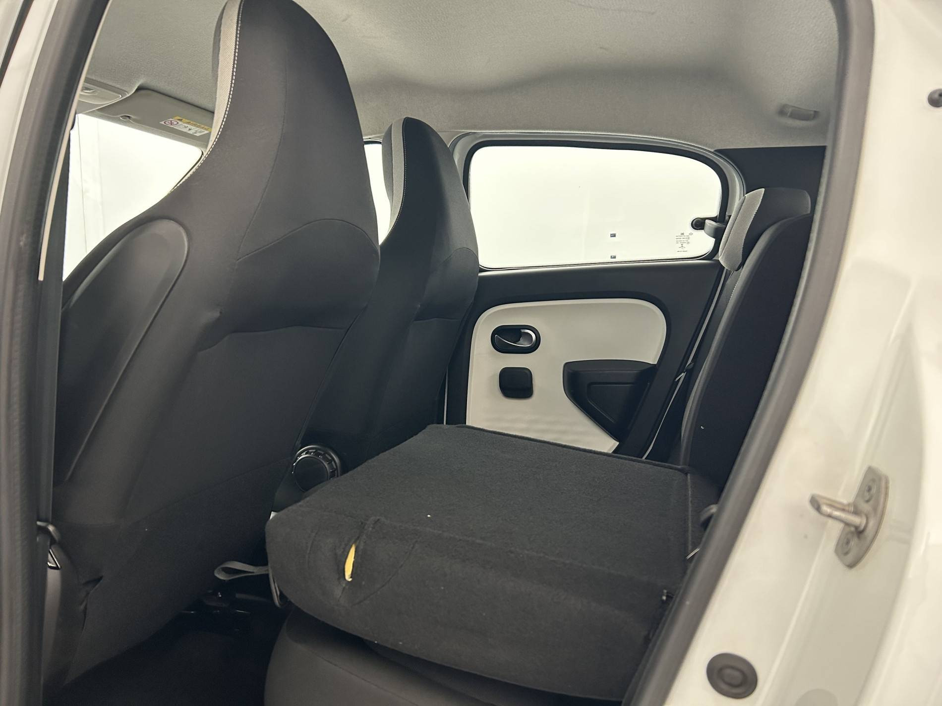 Vente en ligne Renault Twingo 3  SCe 65 - 21 au prix de 10 190 €