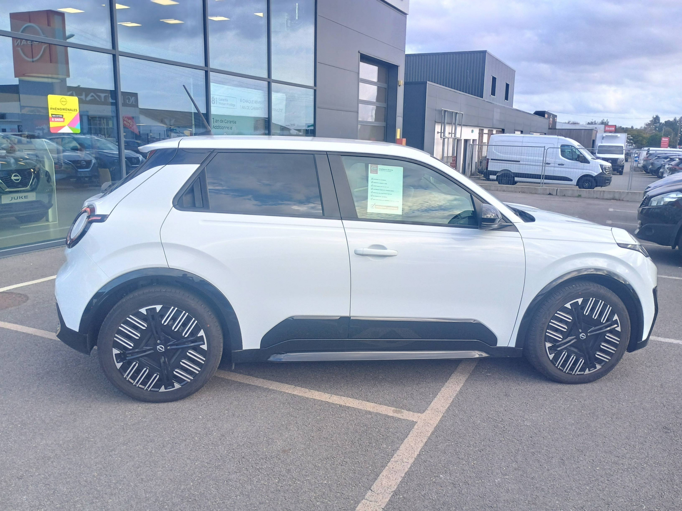 Vente en ligne Nissan Micra Electrique 40kWh 120ch au prix de 25 390 €