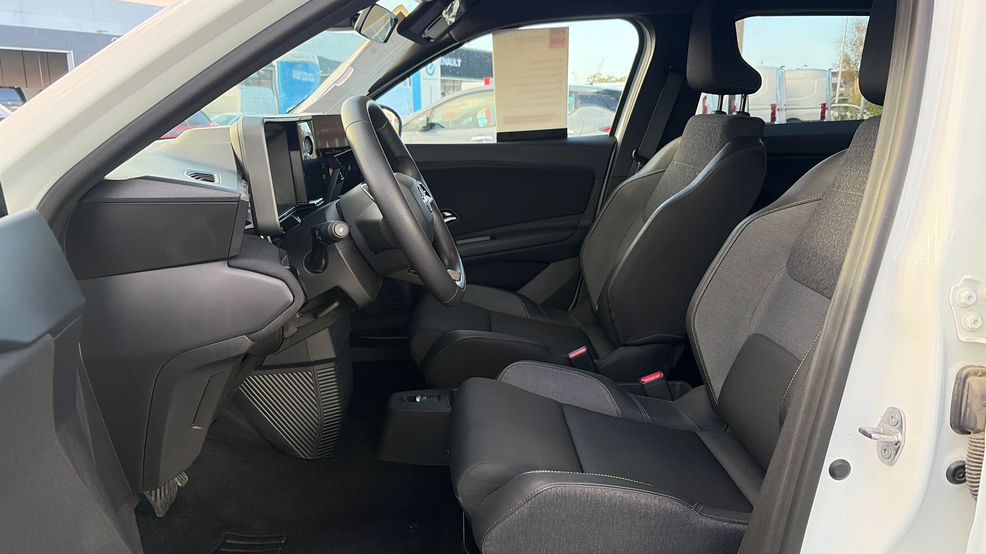 Vente en ligne Nissan Micra Electrique 40kWh 120ch au prix de 25 390 €