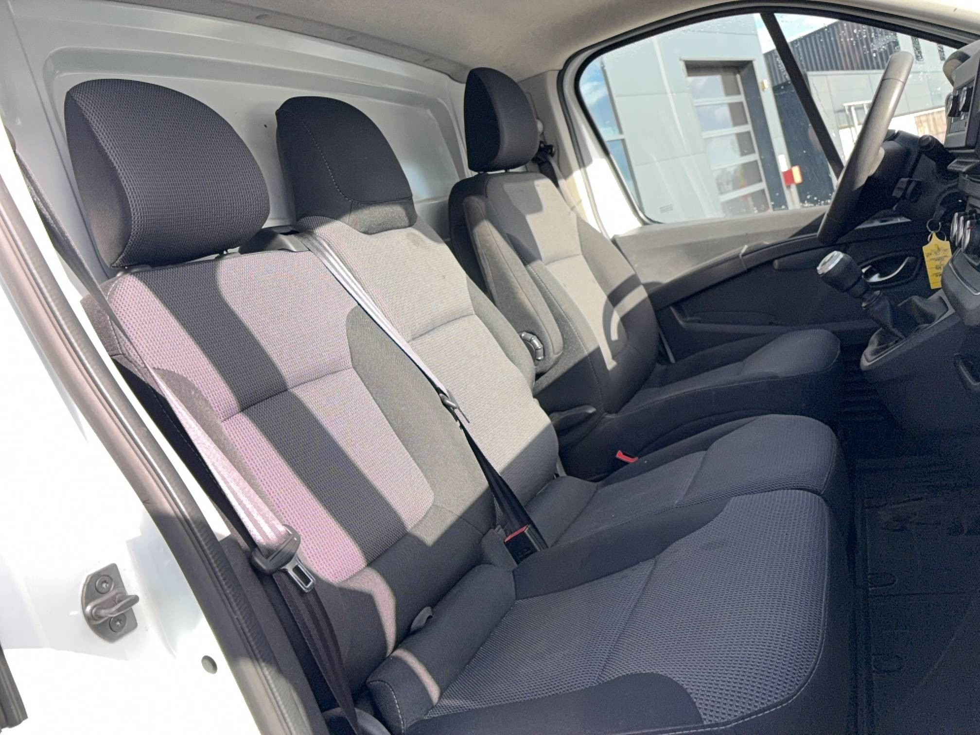 Vente en ligne Nissan Primastar Fourgon  L1H1 2T8 2.0 DCI 130 S/S BVM au prix de 17 490 €