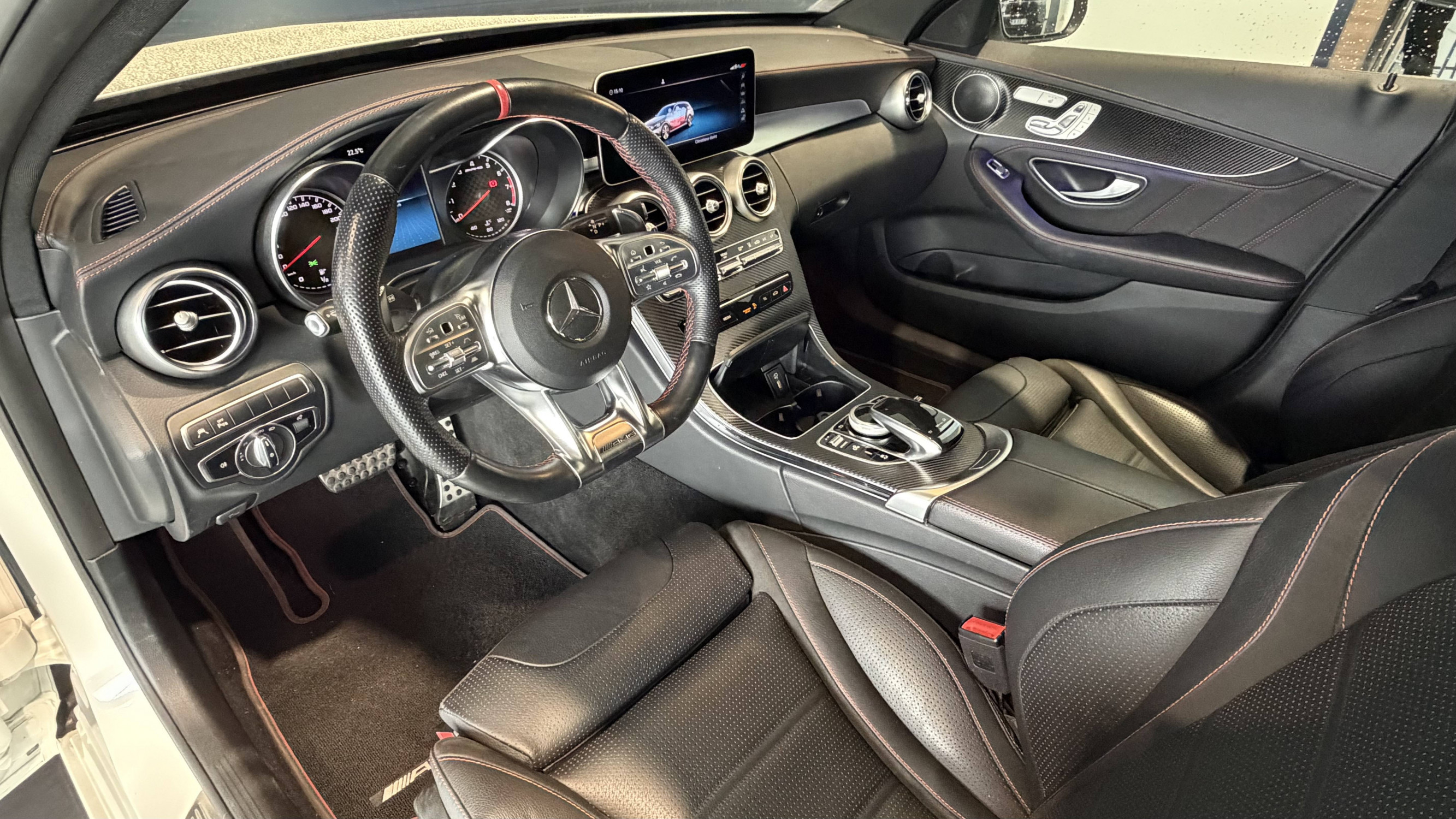Vente en ligne Mercedes Classe C Break  43 Mercedes-AMG Speedshift TCT AMG 4Matic au prix de 43 068 €