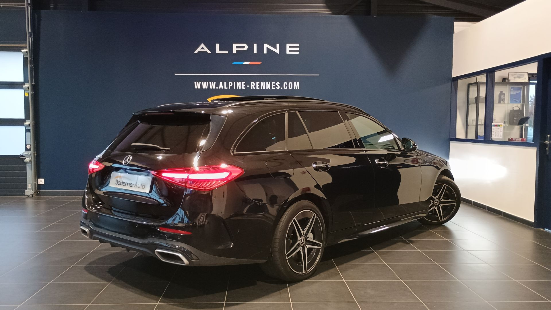 Mercedes Classe C  300 e BREAK TOURING  9G-Tronic occasion de 2023 en vente à Rennes