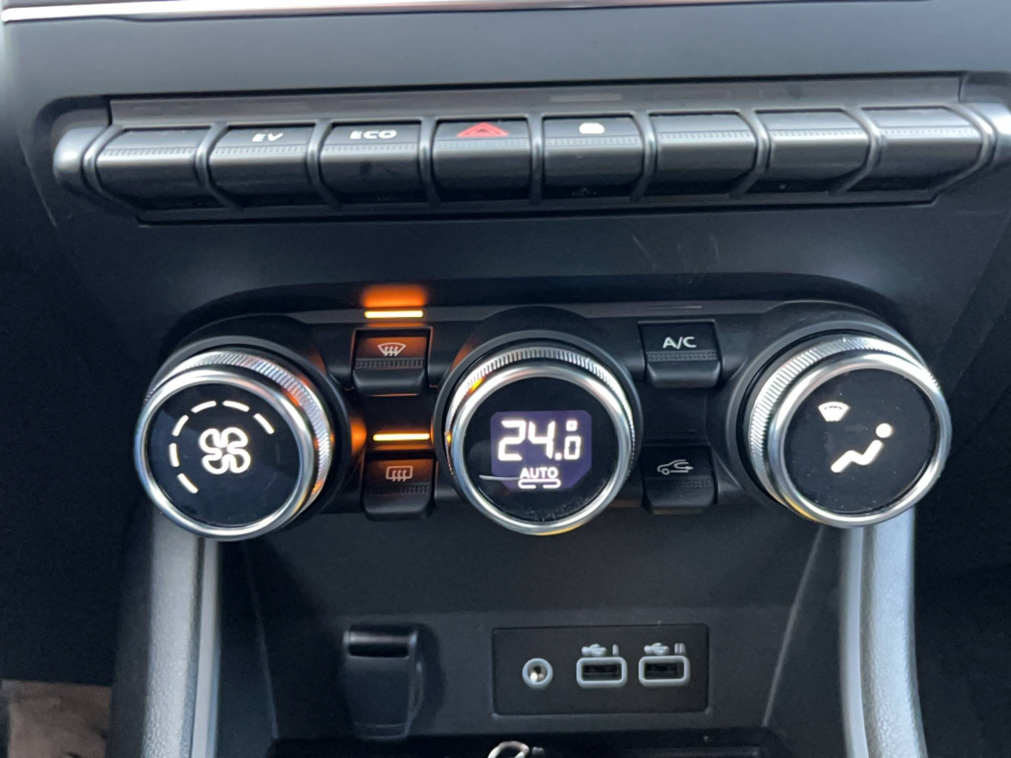 Vente en ligne Renault Captur  E-Tech full hybrid 145 au prix de 18 290 €