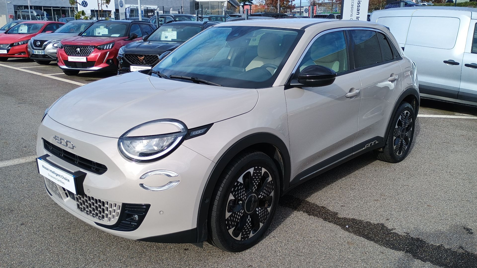 Fiat 600e  156 ch 54 kWh occasion de 2025 en vente à Brest
