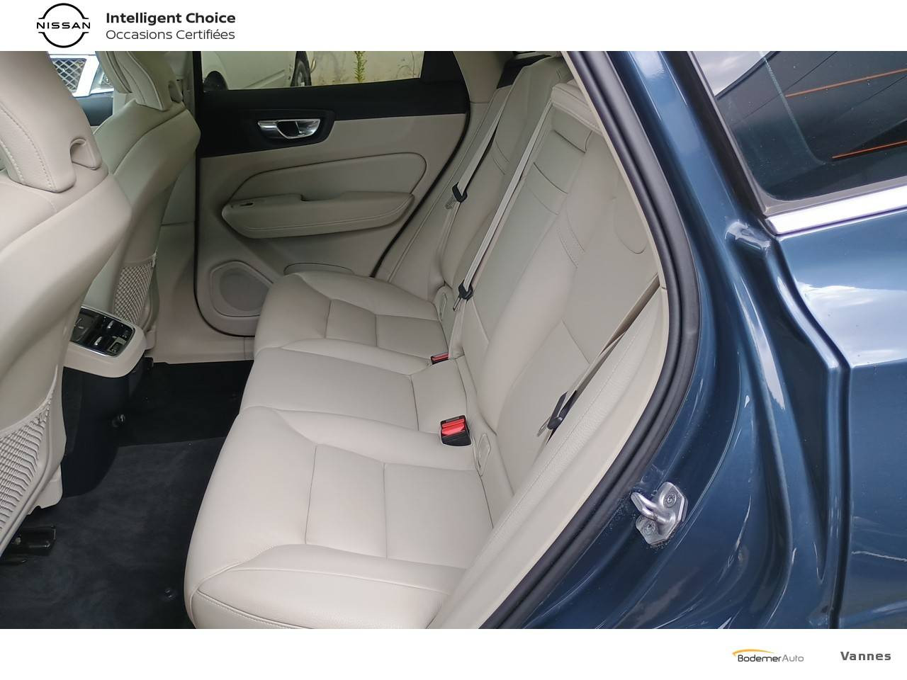 Vente en ligne Volvo XC60  B5 AWD 235 ch Geartronic 8 au prix de 29 990 €