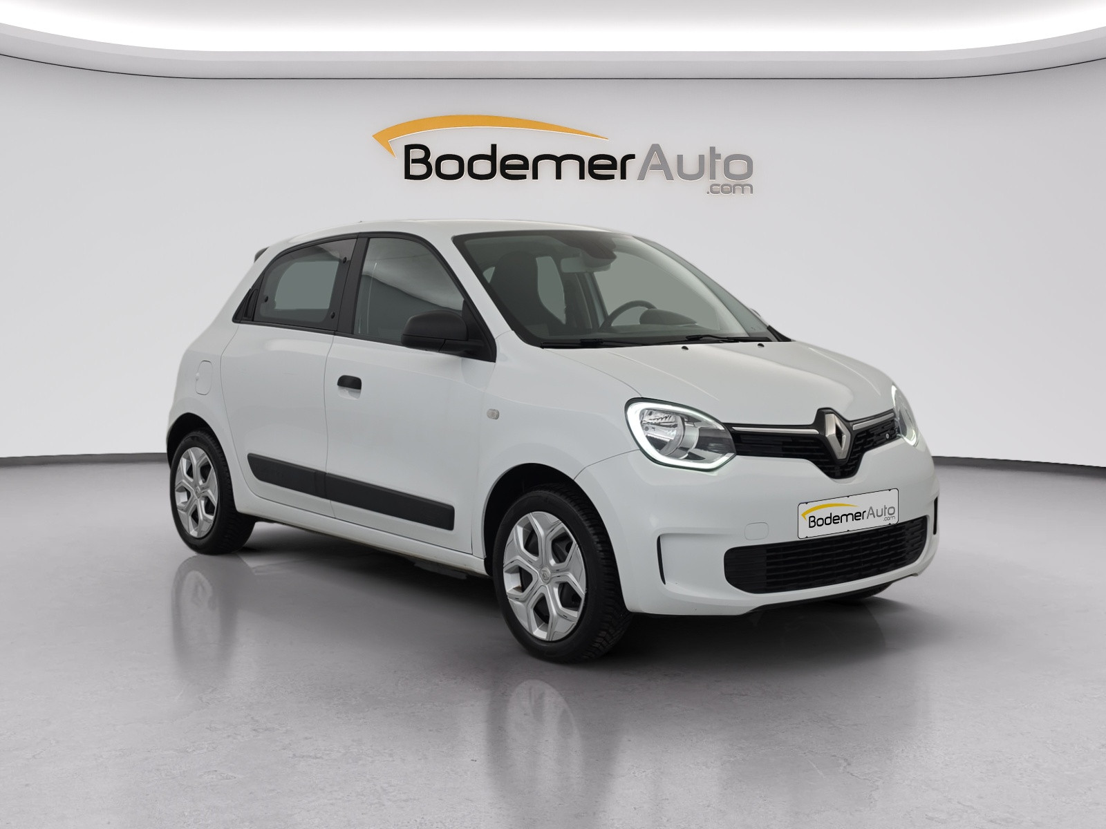 Vente en ligne Renault Twingo Electrique Twingo III E-Tech au prix de 12 990 €