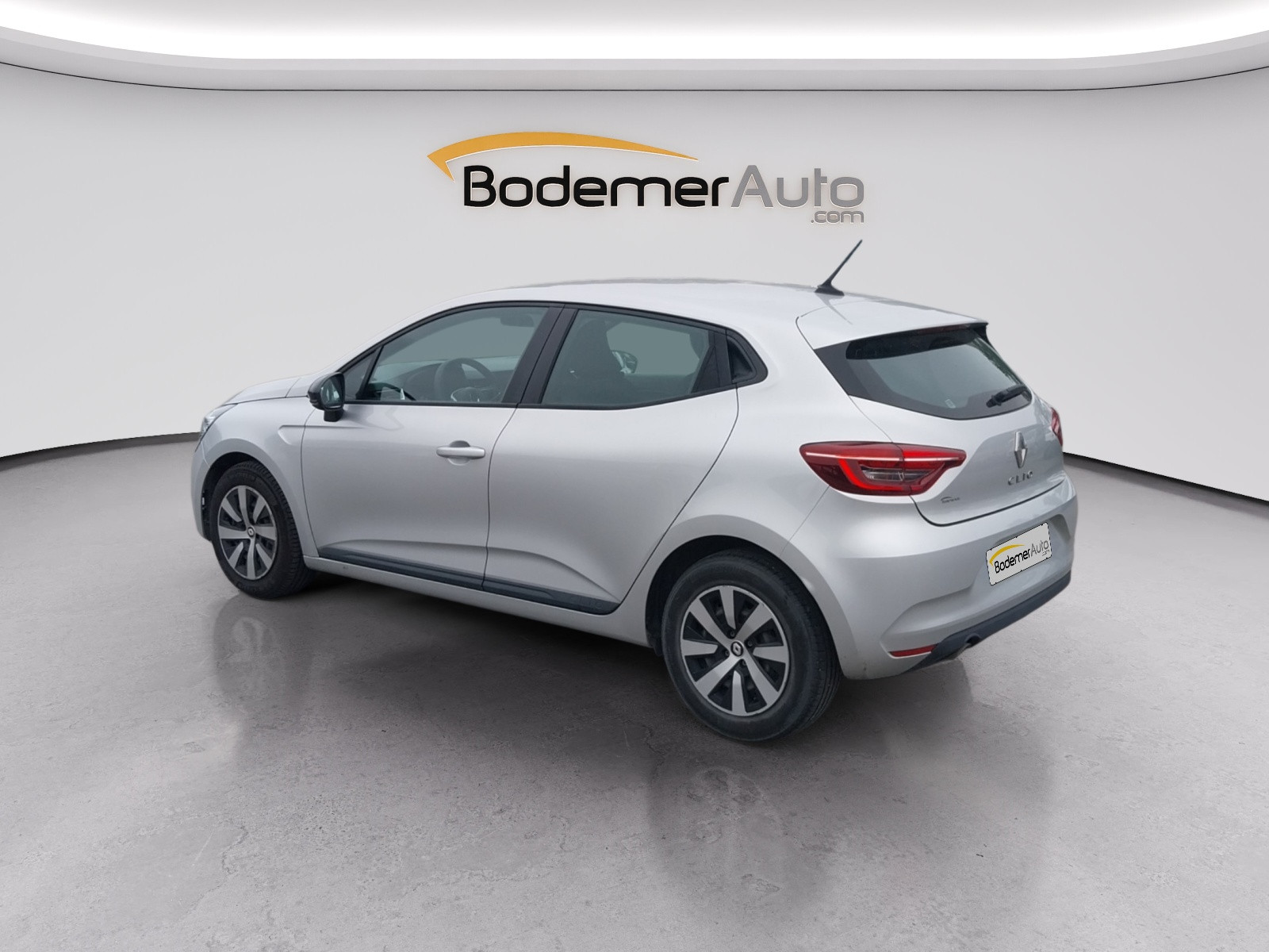 Vente en ligne Renault Clio 5 Clio TCe 90 au prix de 12 990 €