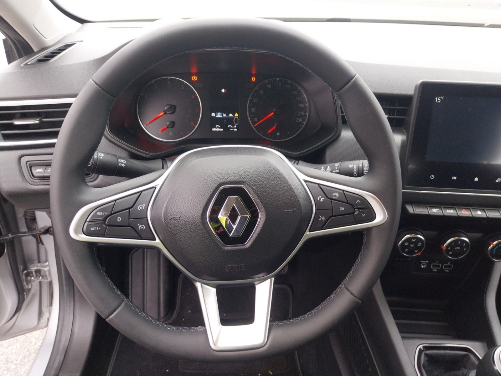 Vente en ligne Renault Clio 5 Clio TCe 90 au prix de 12 990 €