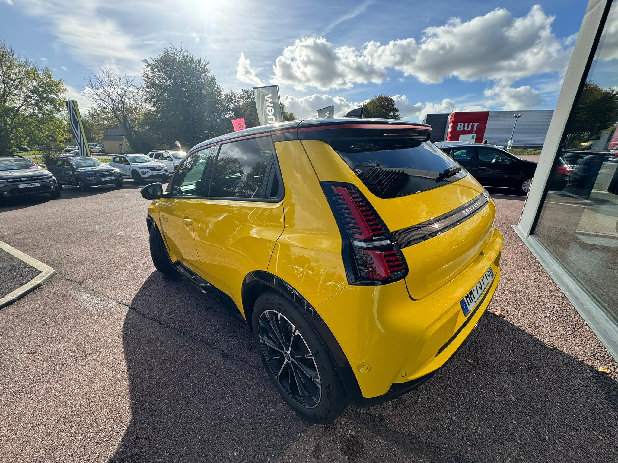 Vente en ligne Renault R5 E-Tech  150 ch autonomie confort au prix de 36 340 €