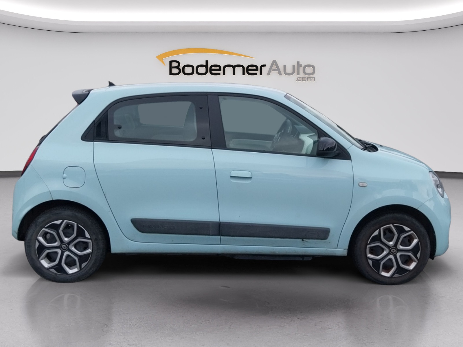 Vente en ligne Renault Twingo Electrique Twingo III E-Tech au prix de 13 990 €