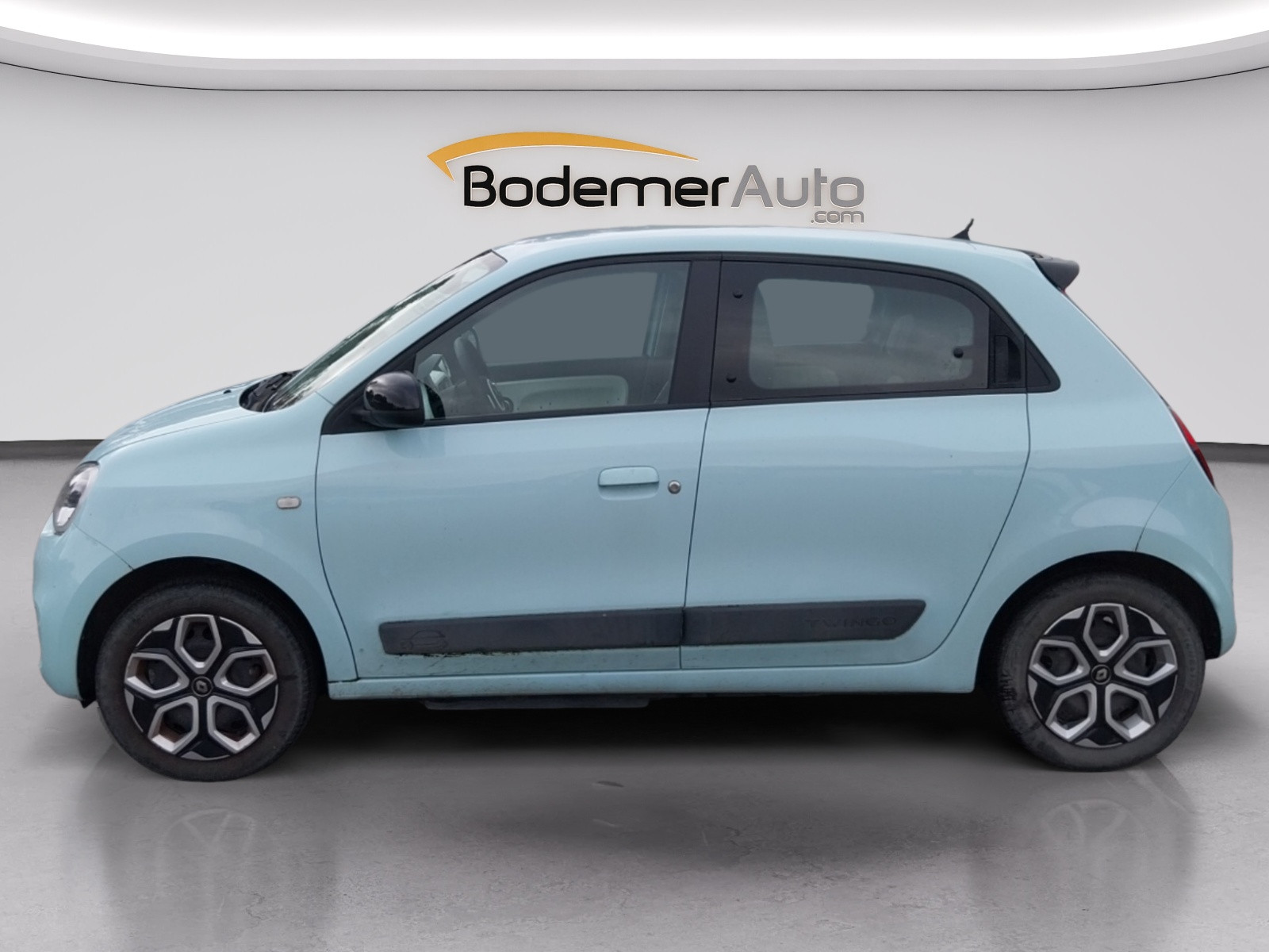 Vente en ligne Renault Twingo Electrique Twingo III E-Tech au prix de 13 990 €